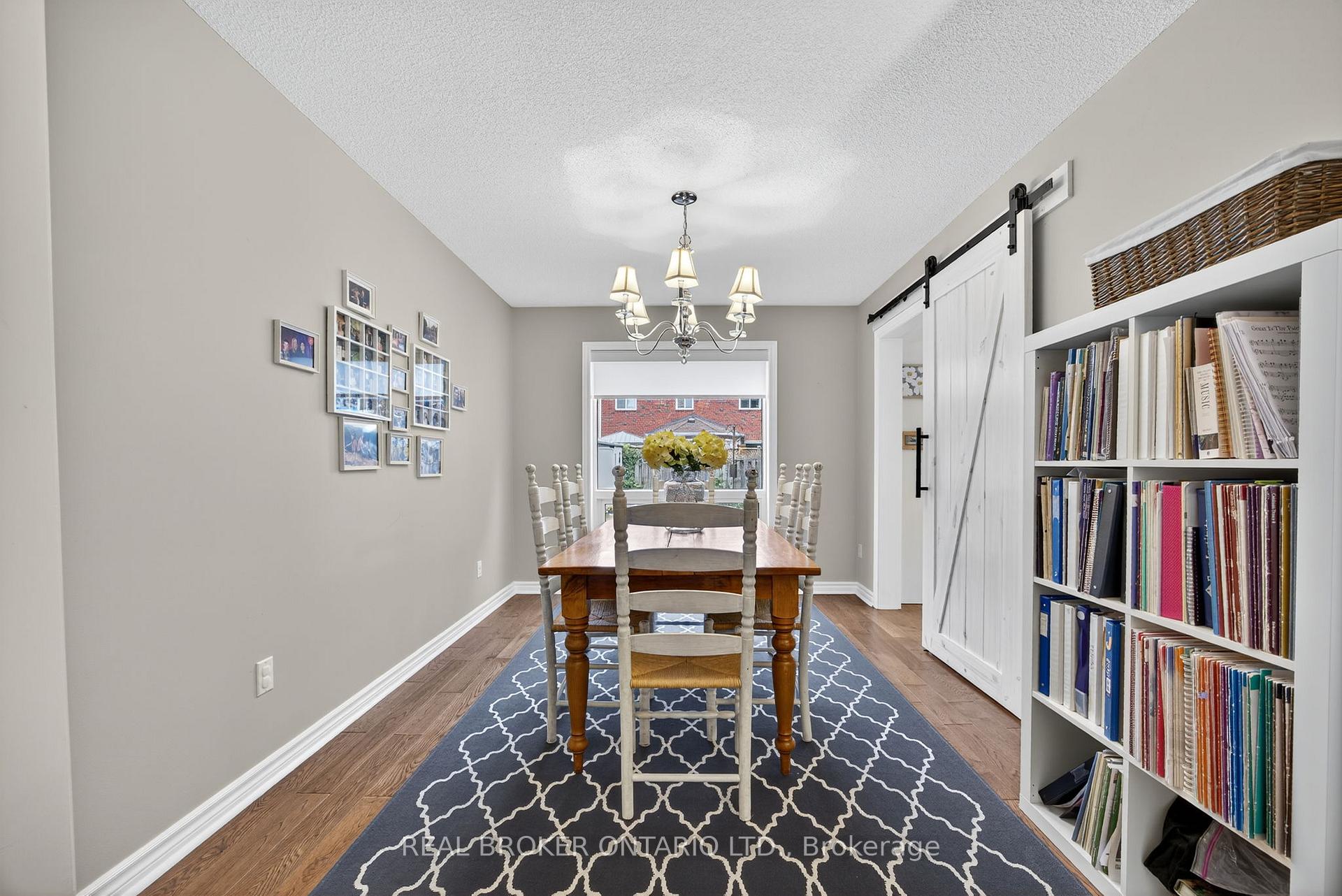 Photo 17 of 13 Balliston Road, Barrie, West Bayfield — HOMEH