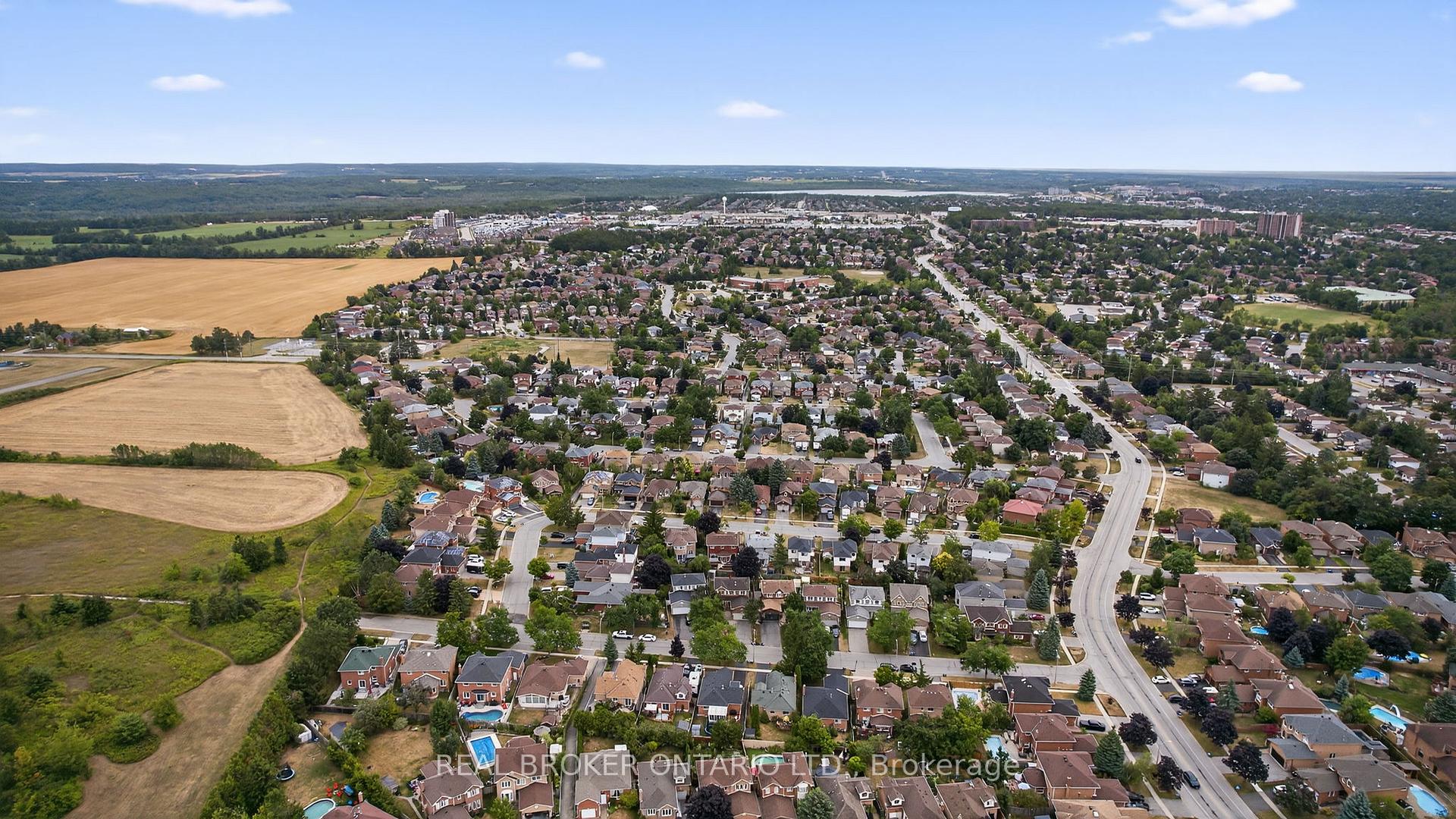 Photo 45 of 13 Balliston Road, Barrie, West Bayfield — HOMEH