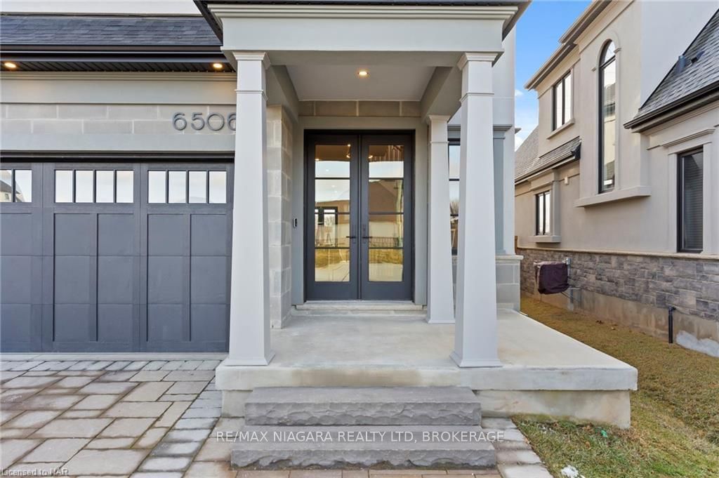 Photo 4 of 6506 LUCIA Dr, Niagara Falls, Stamford — HOMEH