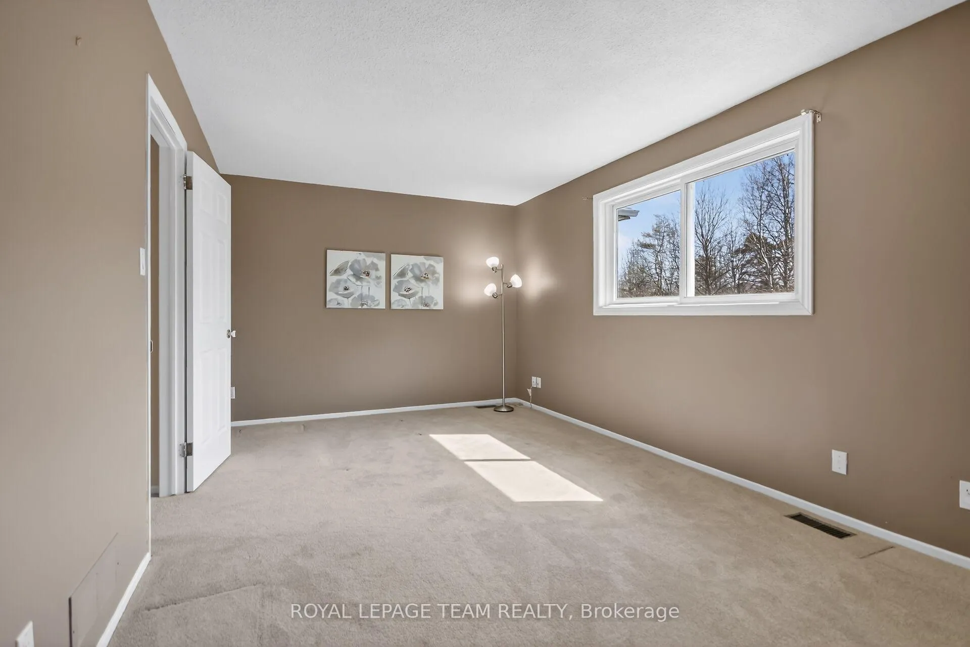Photo 28 of 74 Palomino Drive, Ottawa, Kanata - Bridlewood — HOMEH