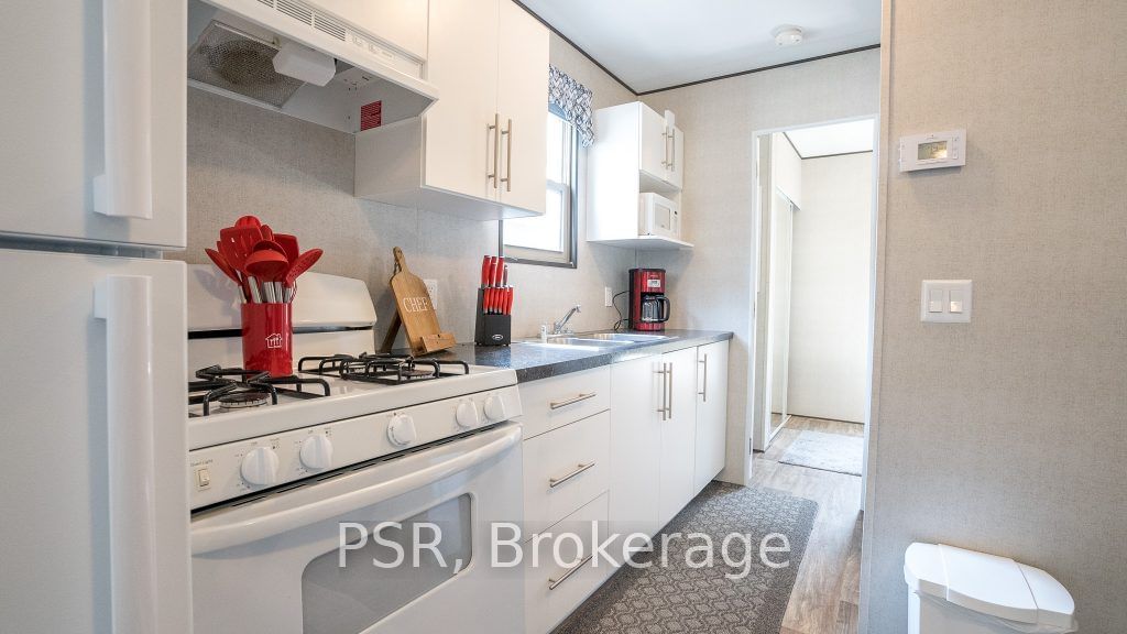 Photo 6 of Unit 206, 1082 Shamrock Marina Rd, Gravenhurst, Morrison — HOMEH
