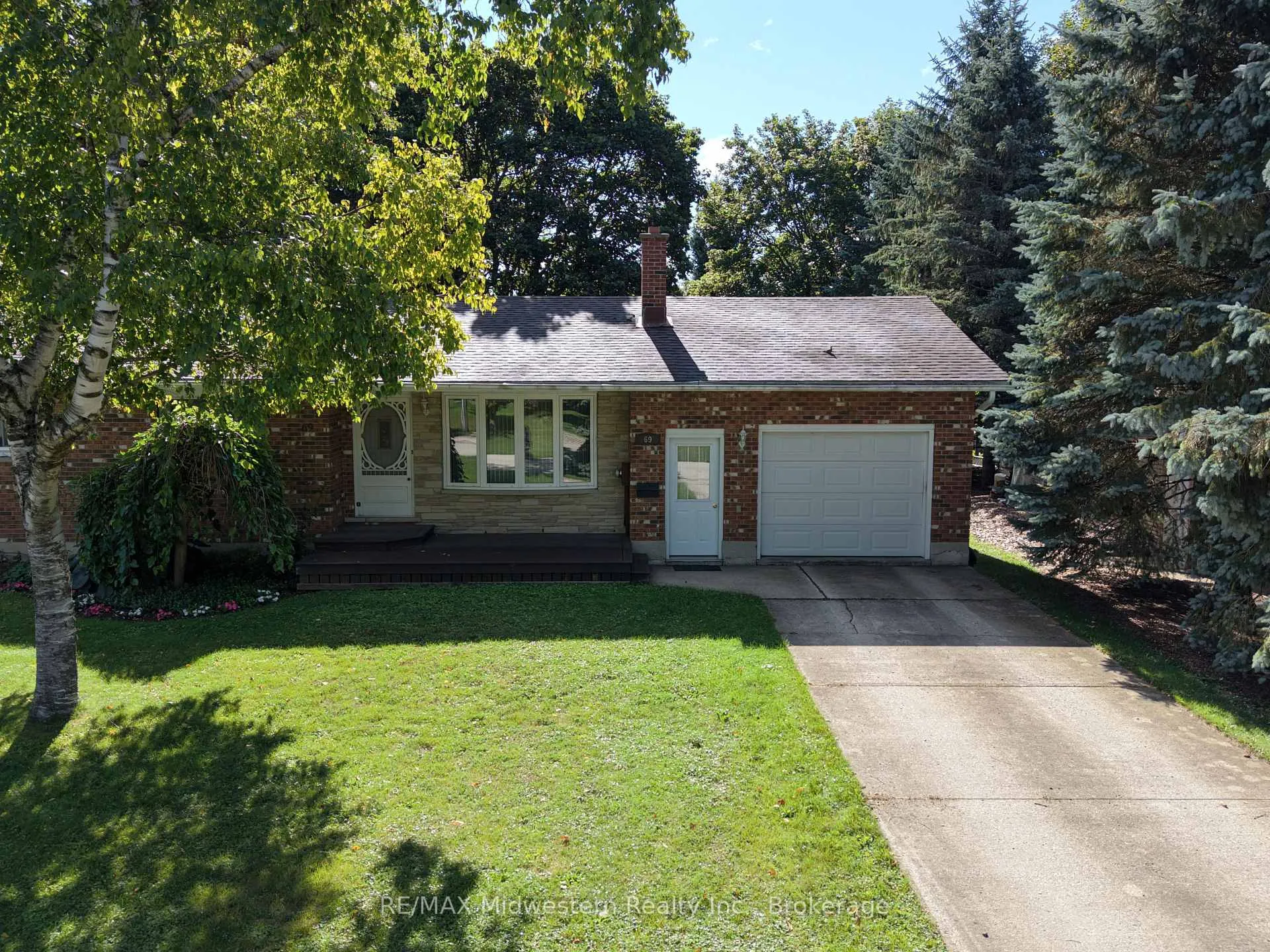 Photo 7 of 69 Louise Street, Minto — HOMEH