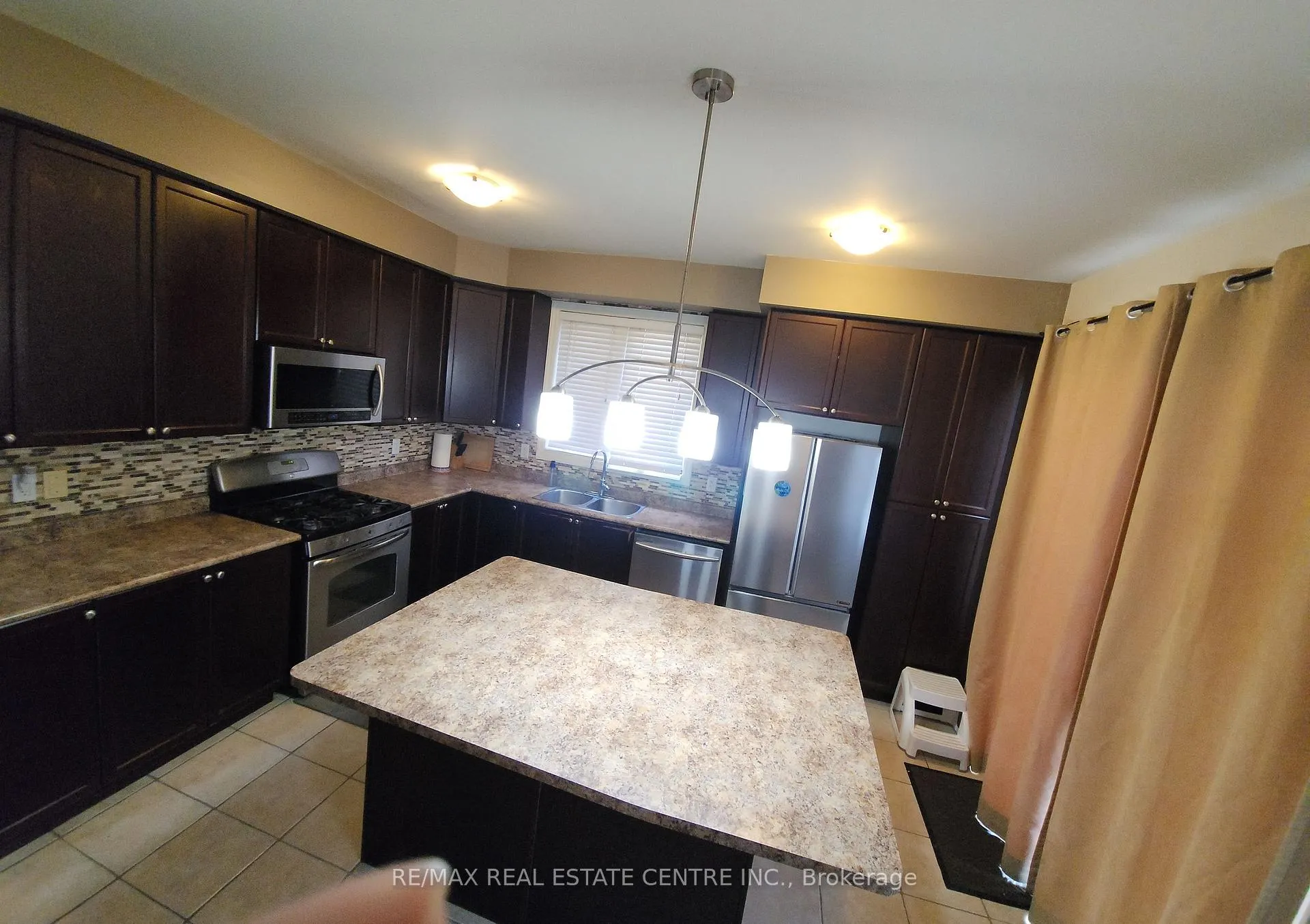 Photo 38 of 153 Halifax Street, Hamilton, Winona Park — HOMEH