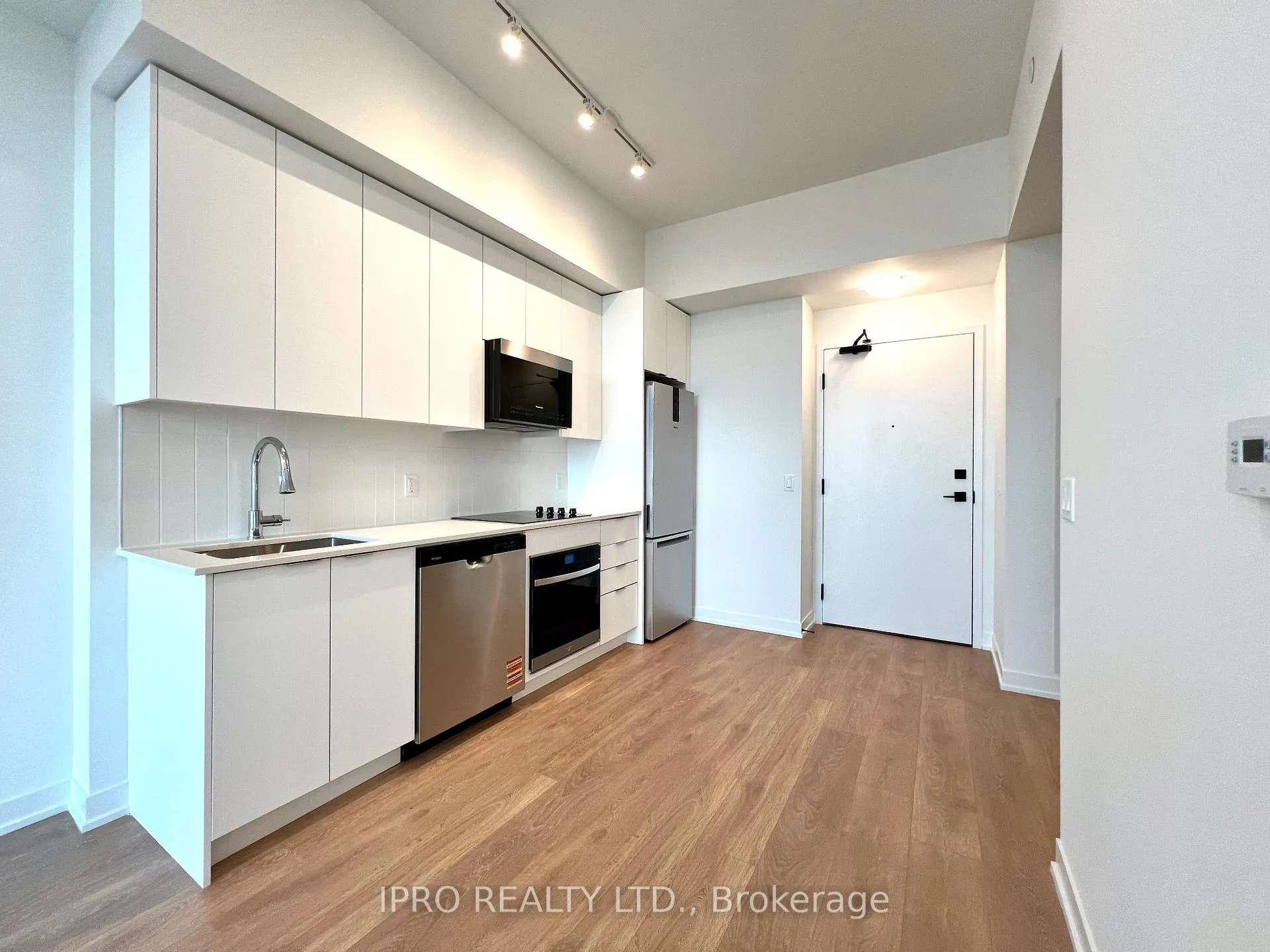 Photo 5 of Unit 2906, 498 Caldari Road, Vaughan, Concord — HOMEH