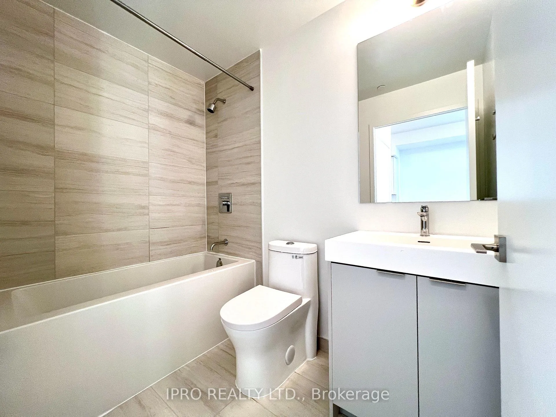 Photo 10 of Unit 2906, 498 Caldari Road, Vaughan, Concord — HOMEH