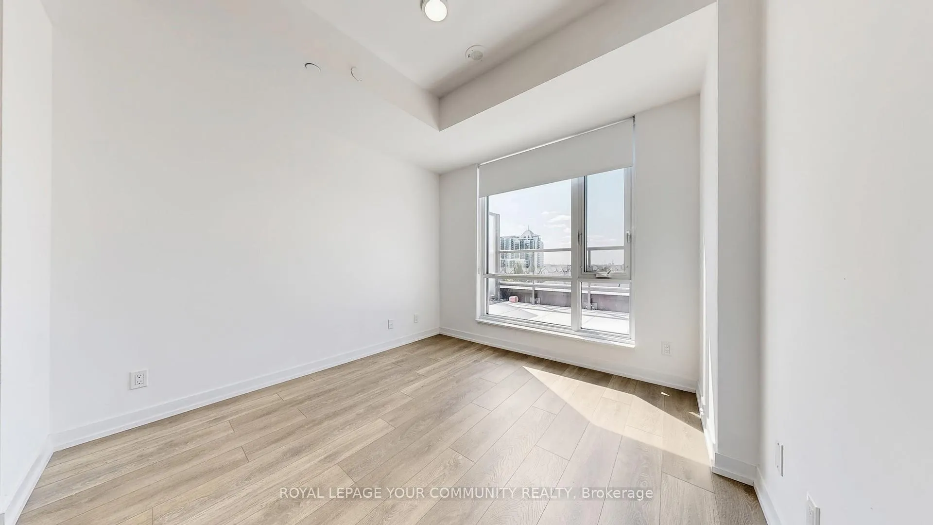 Photo 7 of Unit 626, 8 Beverley Glen Boulevard, Vaughan, Beverley Glen — HOMEH