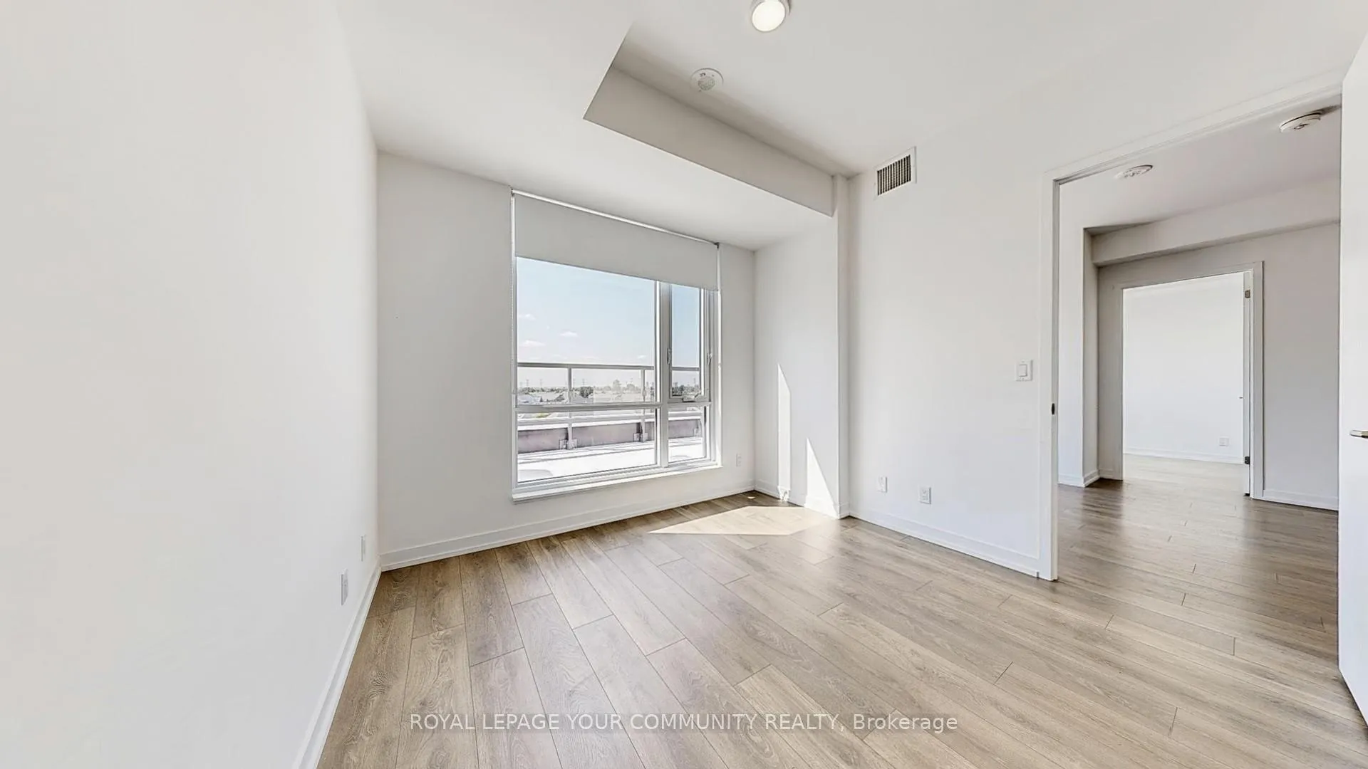 Photo 9 of Unit 626, 8 Beverley Glen Boulevard, Vaughan, Beverley Glen — HOMEH
