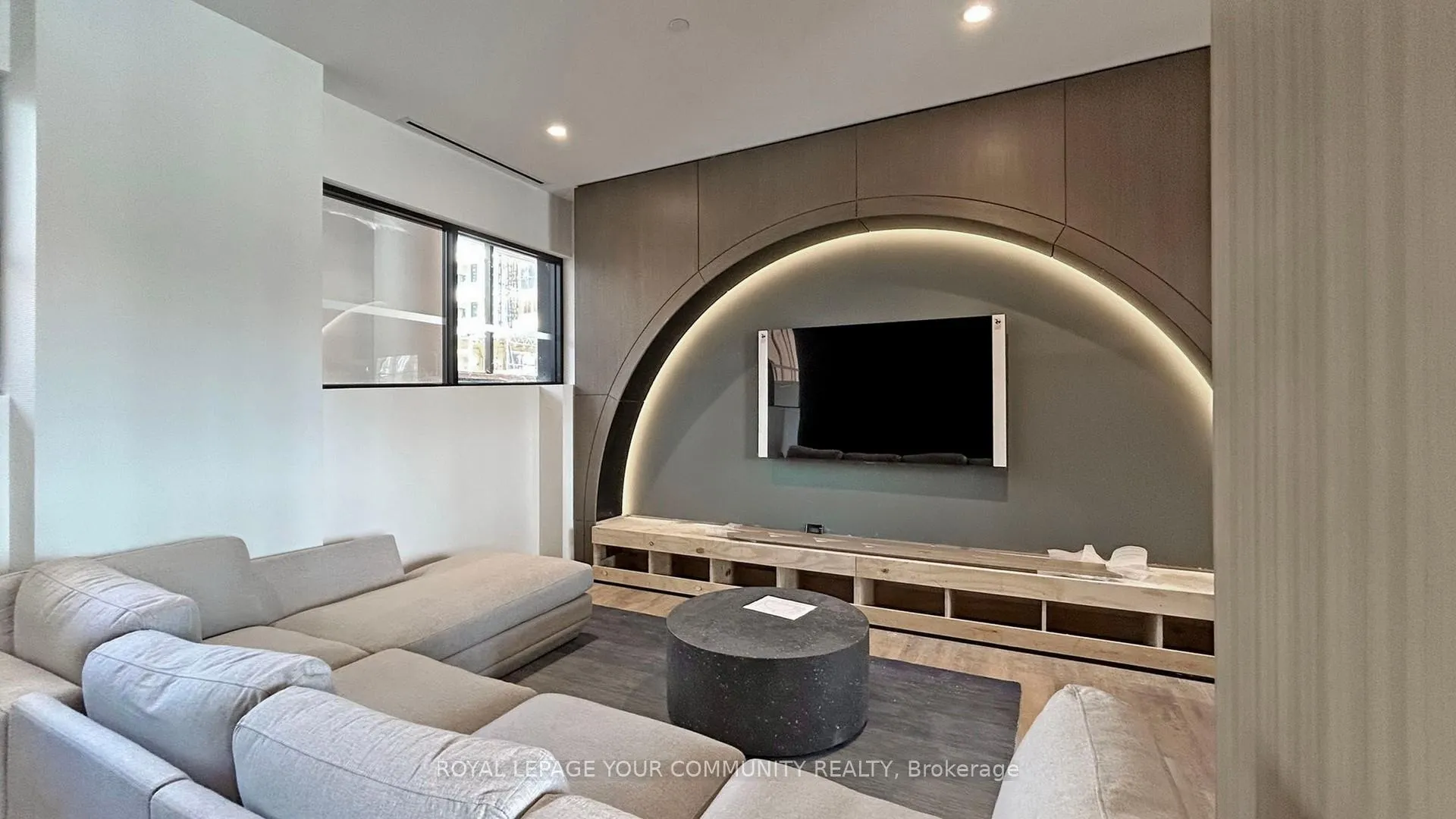Photo 23 of Unit 626, 8 Beverley Glen Boulevard, Vaughan, Beverley Glen — HOMEH