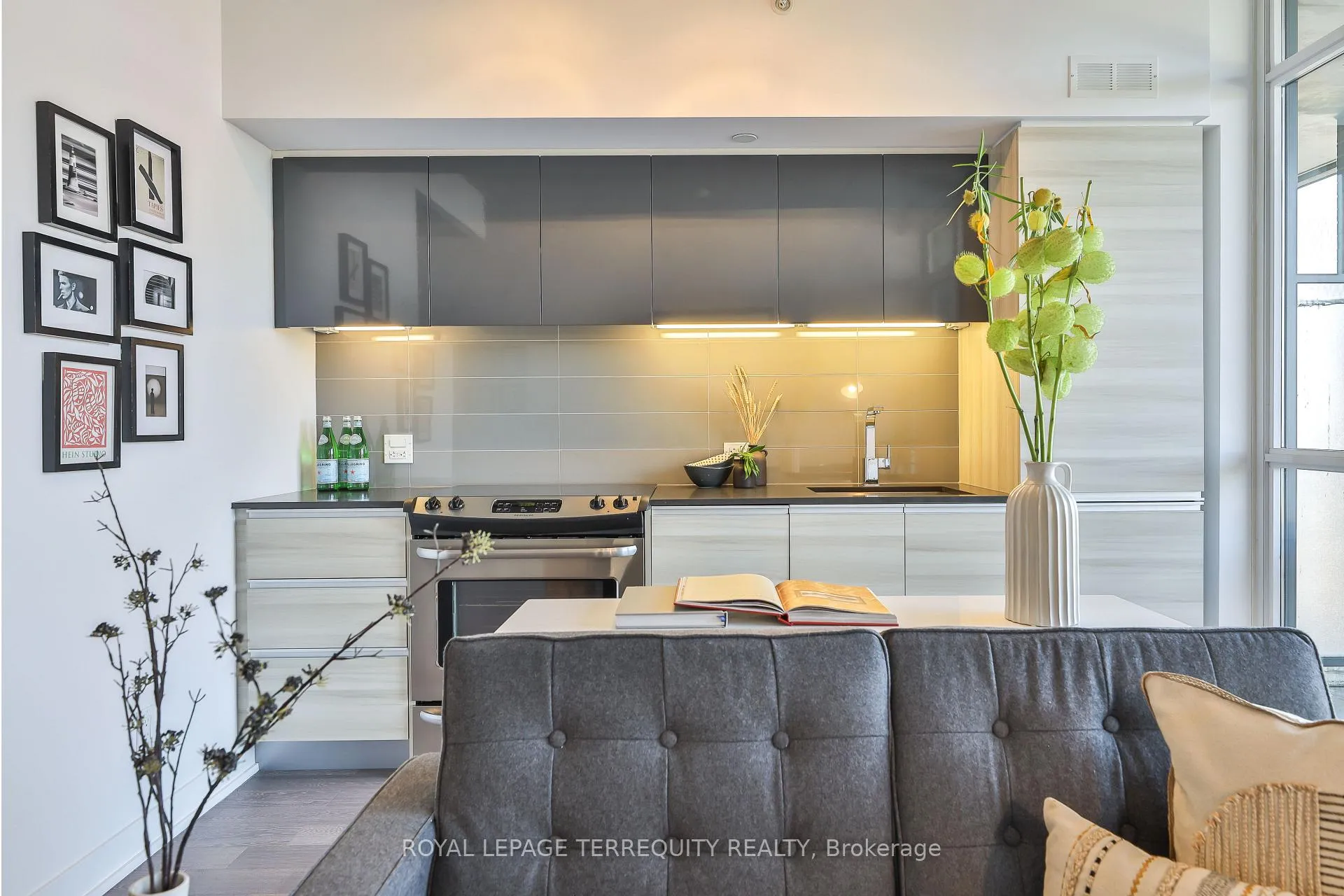 Photo 4 of Unit 625, 1190 Dundas Street E, Toronto, South Riverdale — HOMEH