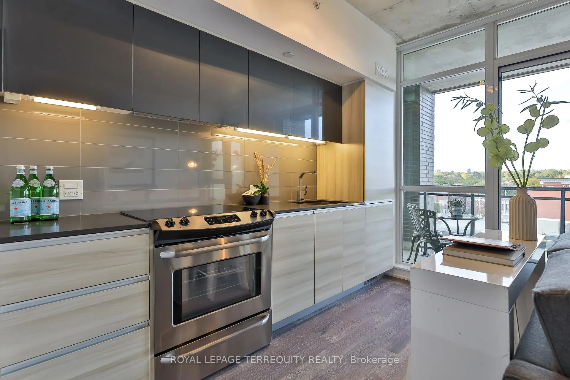 Photo 5 of Unit 625, 1190 Dundas Street E, Toronto, South Riverdale — HOMEH