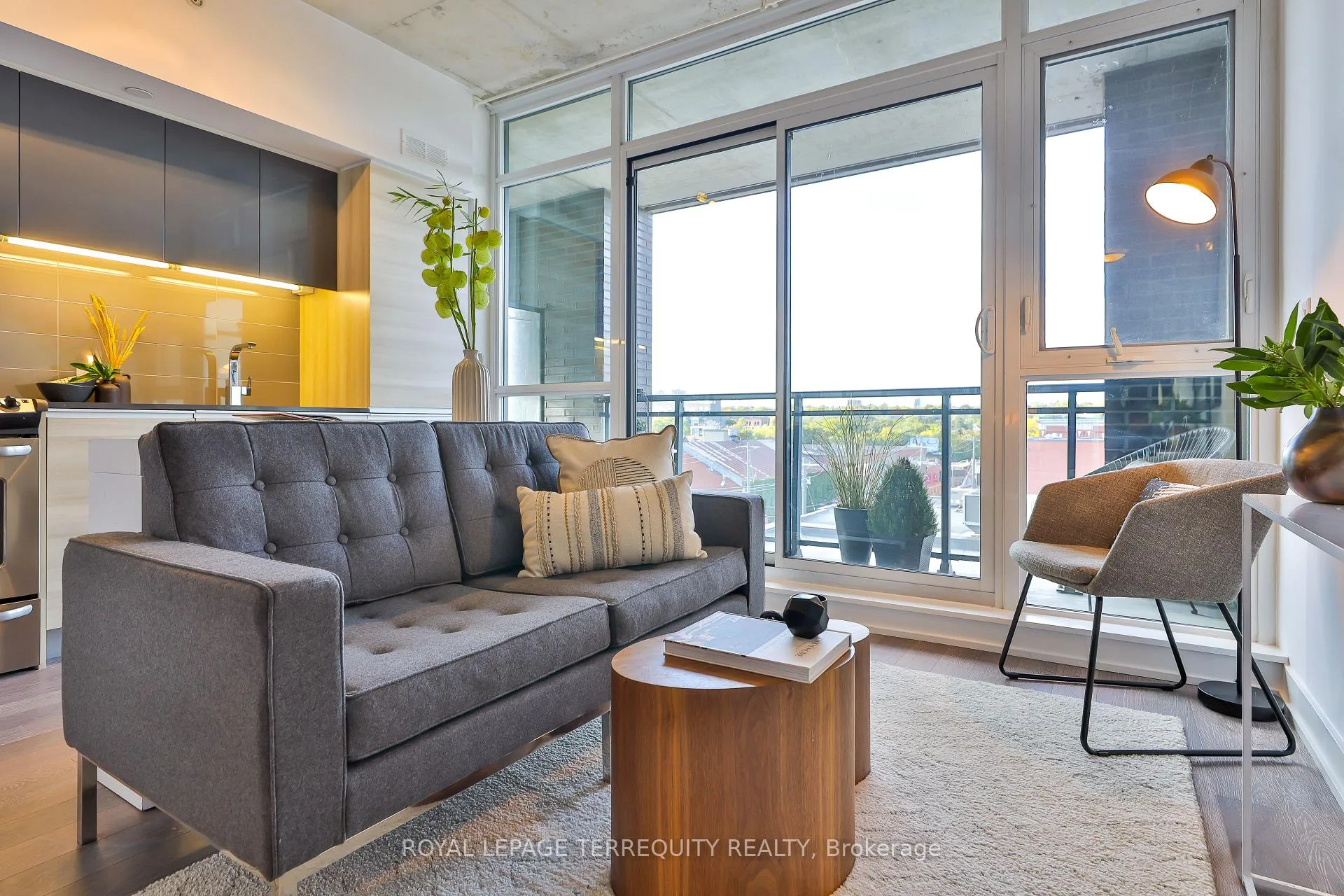 Photo 6 of Unit 625, 1190 Dundas Street E, Toronto, South Riverdale — HOMEH