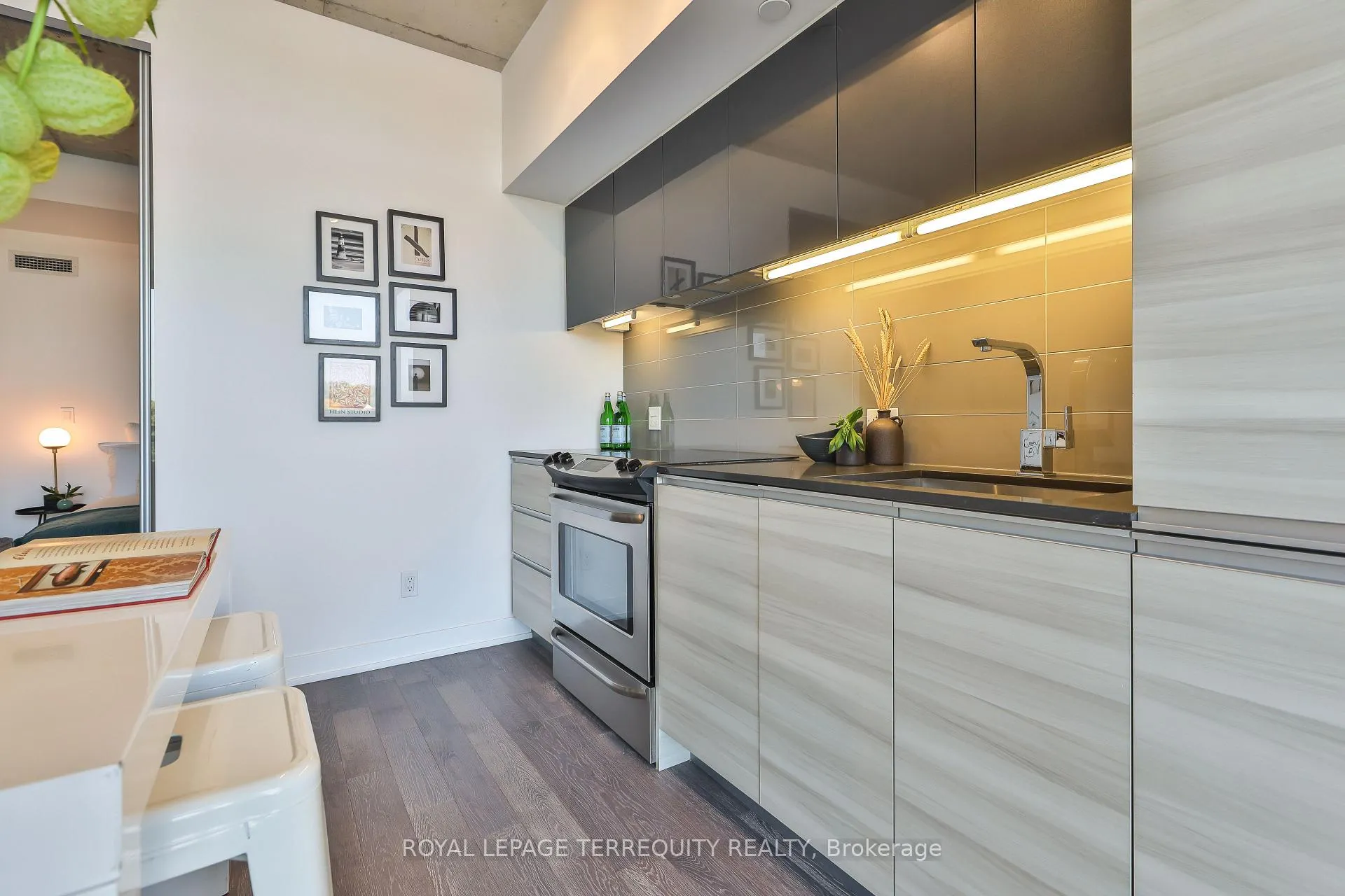 Photo 7 of Unit 625, 1190 Dundas Street E, Toronto, South Riverdale — HOMEH