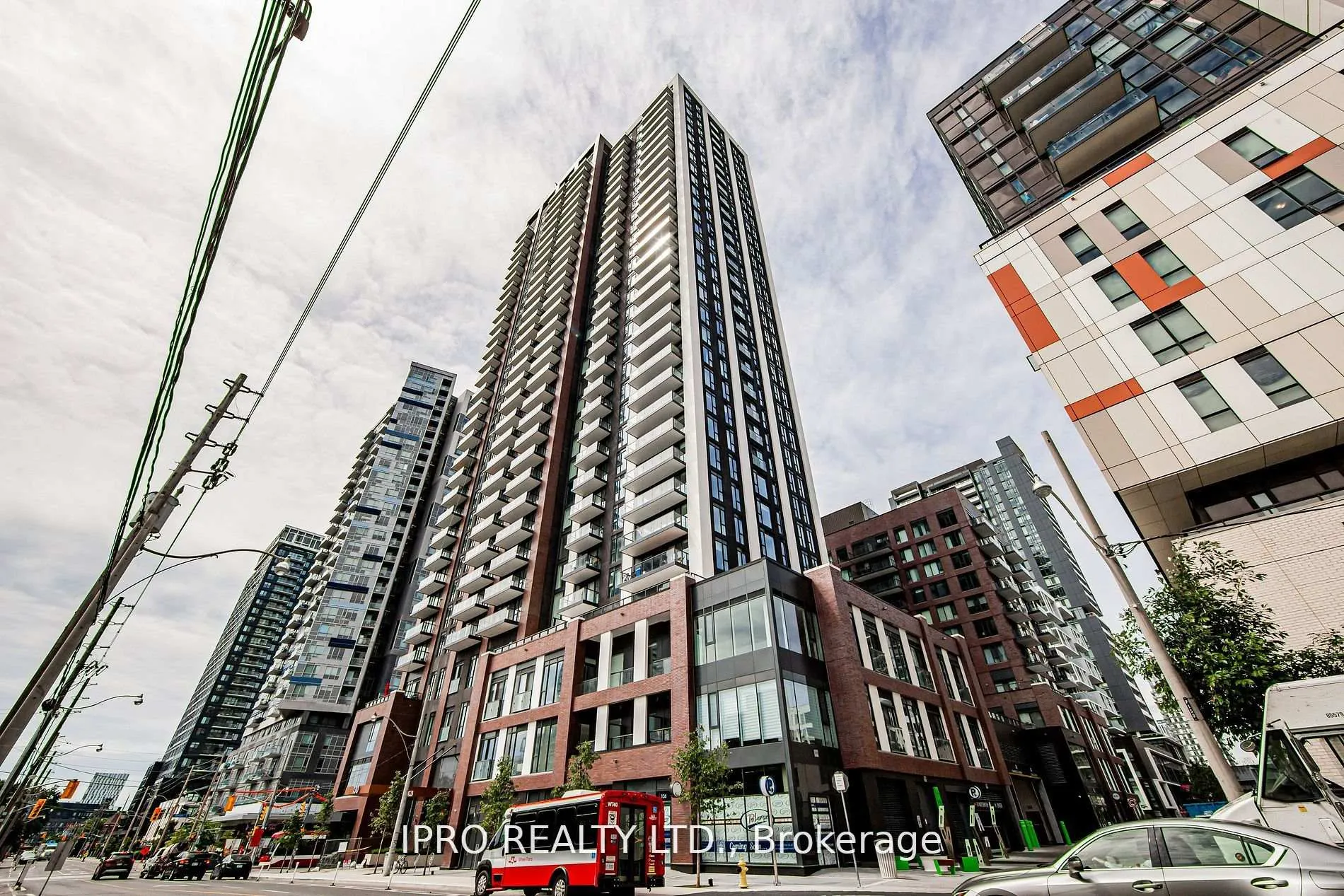 Photo 1 of Unit 2012, 130 River Street, Toronto, Regent Park — HOMEH