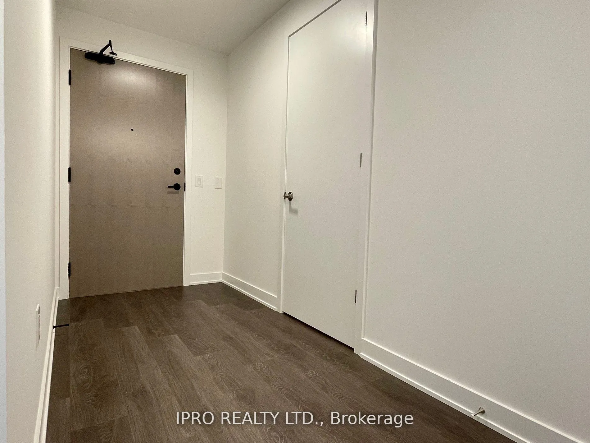 Photo 4 of Unit 2012, 130 River Street, Toronto, Regent Park — HOMEH