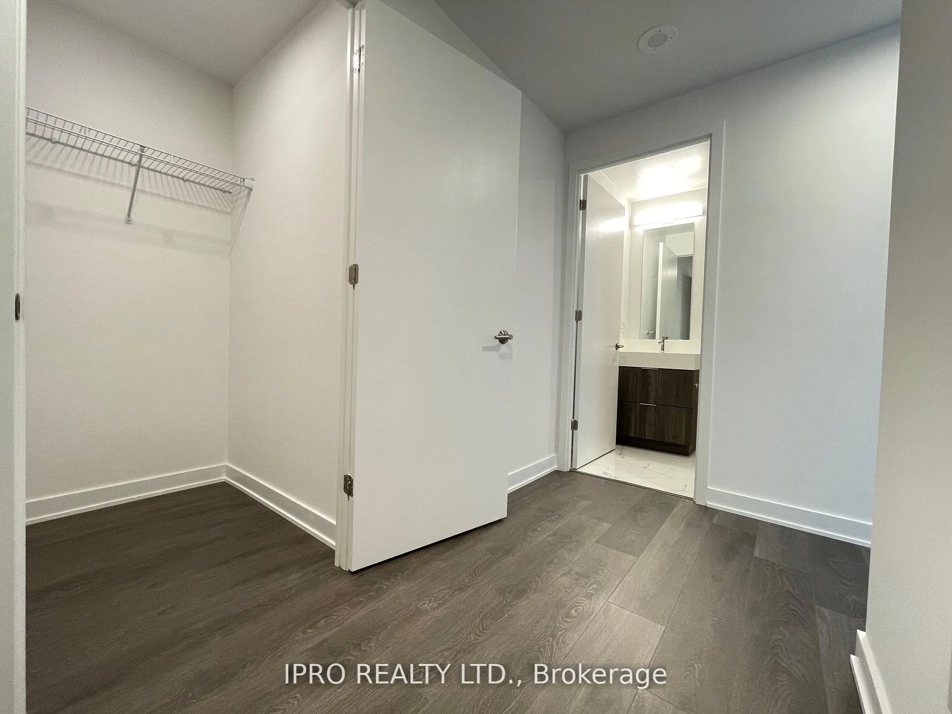 Photo 5 of Unit 2012, 130 River Street, Toronto, Regent Park — HOMEH