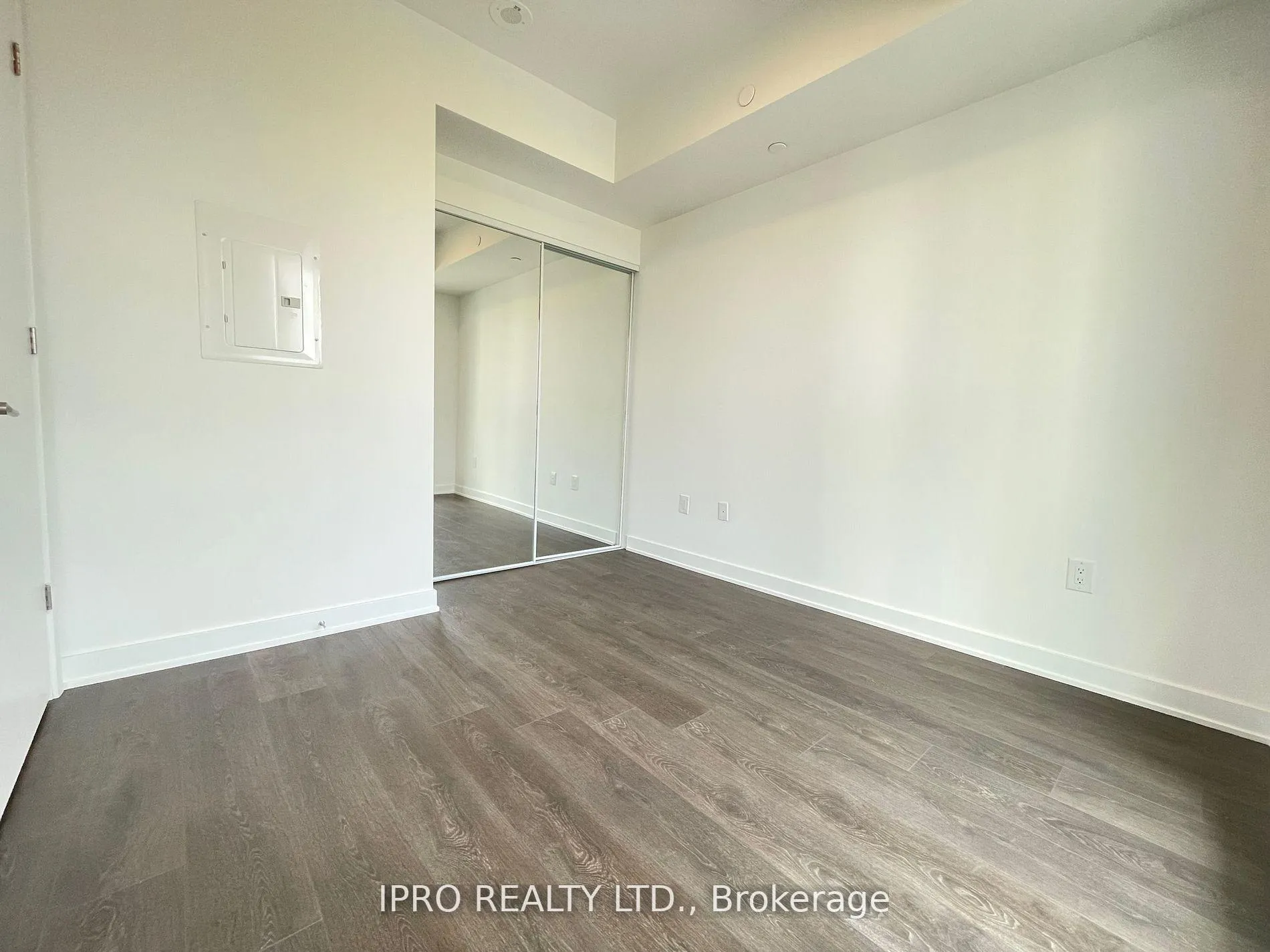 Photo 17 of Unit 2012, 130 River Street, Toronto, Regent Park — HOMEH