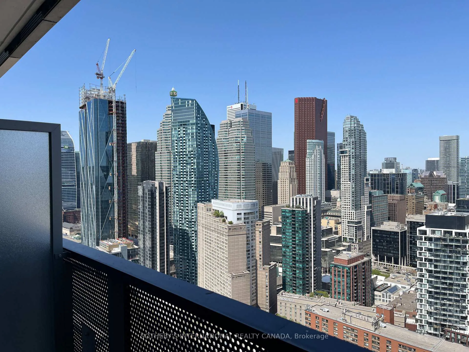 Photo 2 of Unit 4602, 55 Cooper Street, Toronto, Waterfront Communities — HOMEH