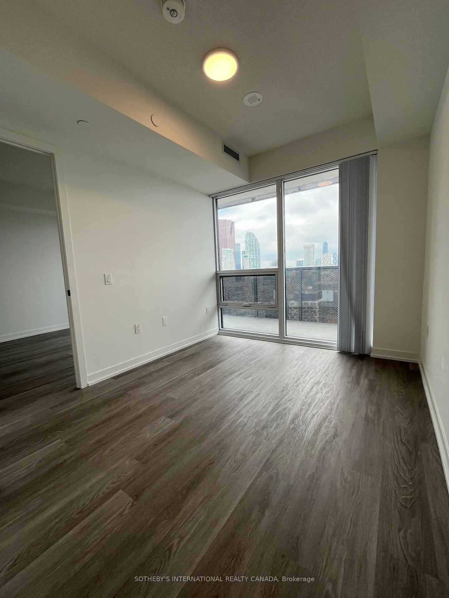 Photo 8 of Unit 4602, 55 Cooper Street, Toronto, Waterfront Communities — HOMEH
