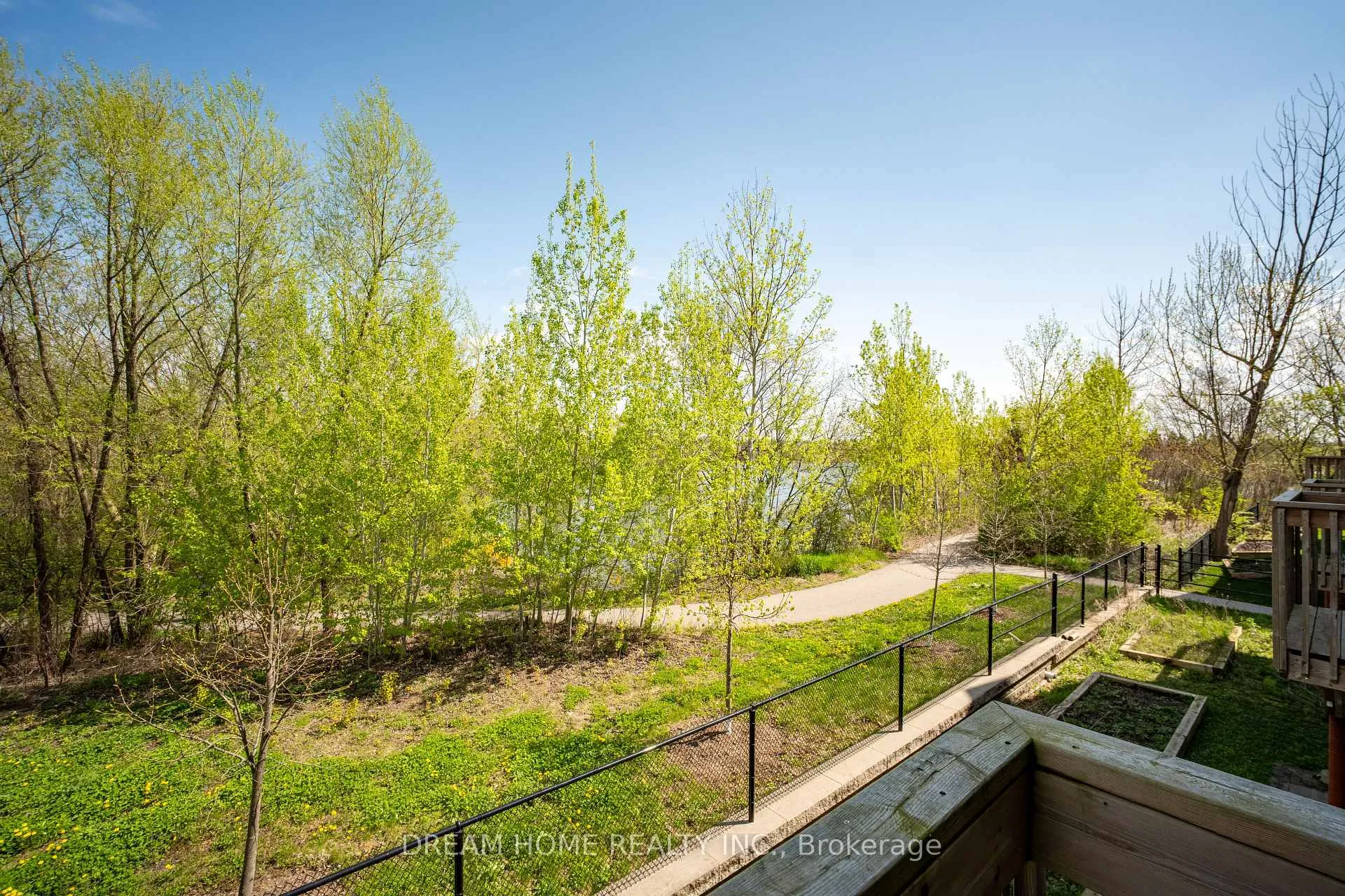 Photo 6 of 46 Roy Grove Way, Markham, Greensborough — HOMEH
