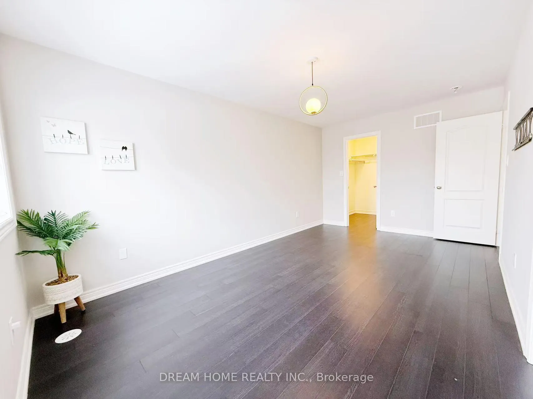 Photo 14 of 46 Roy Grove Way, Markham, Greensborough — HOMEH