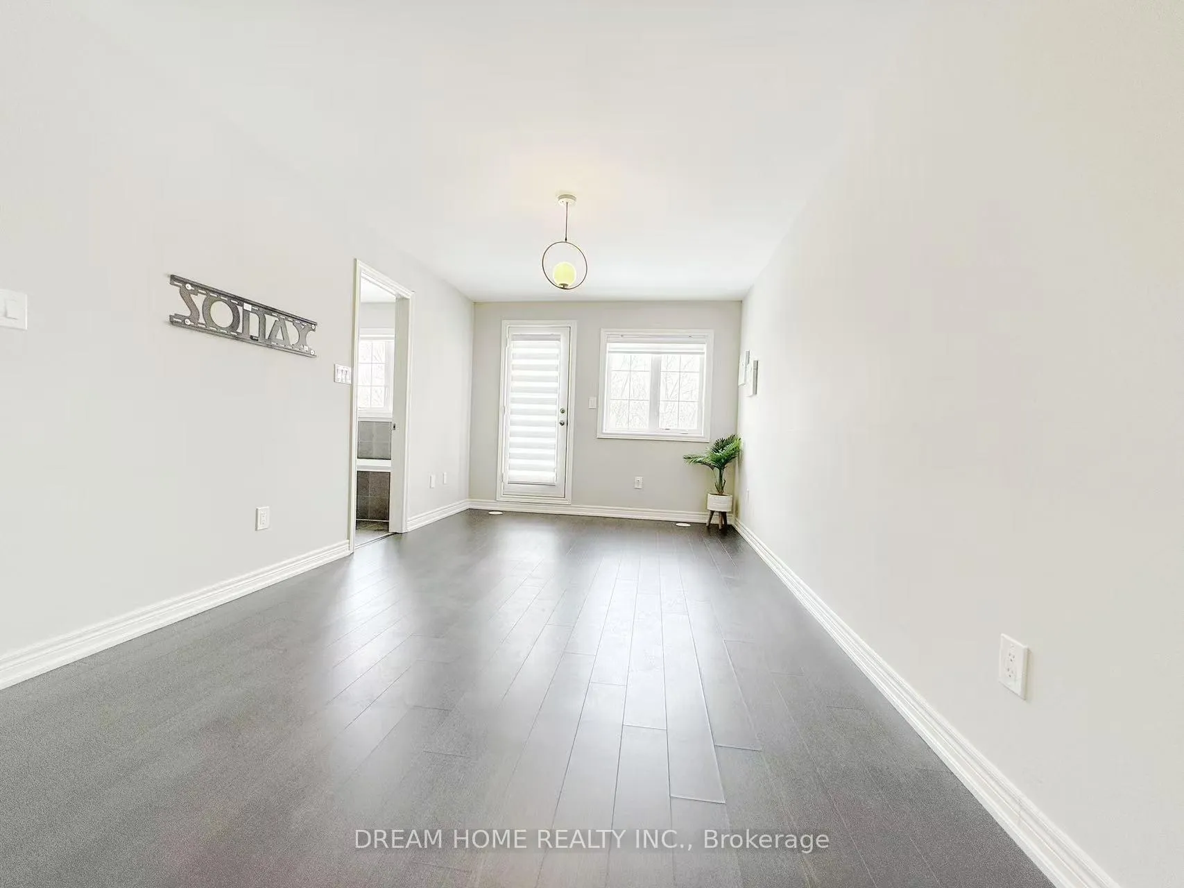 Photo 15 of 46 Roy Grove Way, Markham, Greensborough — HOMEH