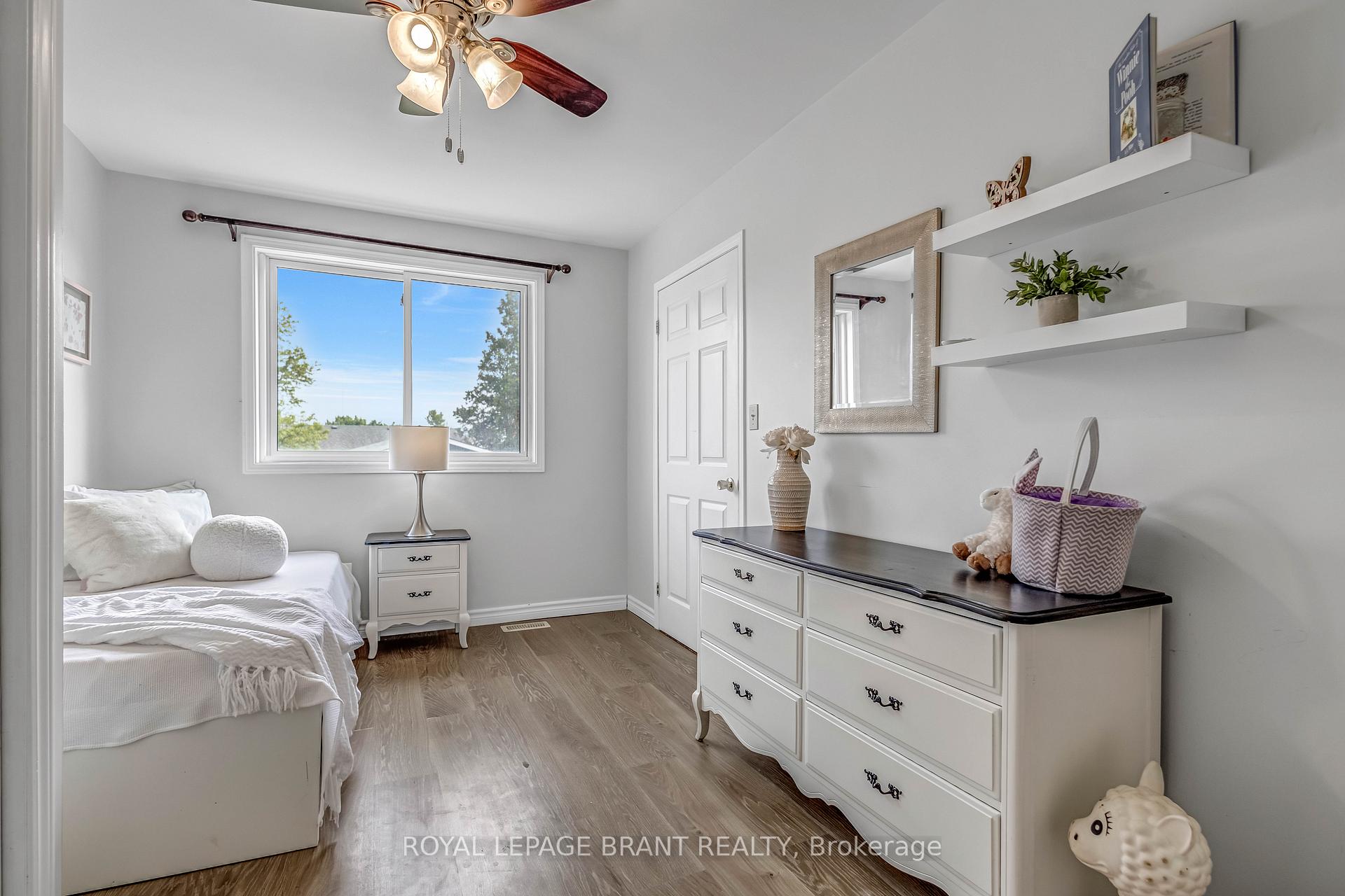 Photo 18 of 116 Silver Street, Brant, Paris — HOMEH