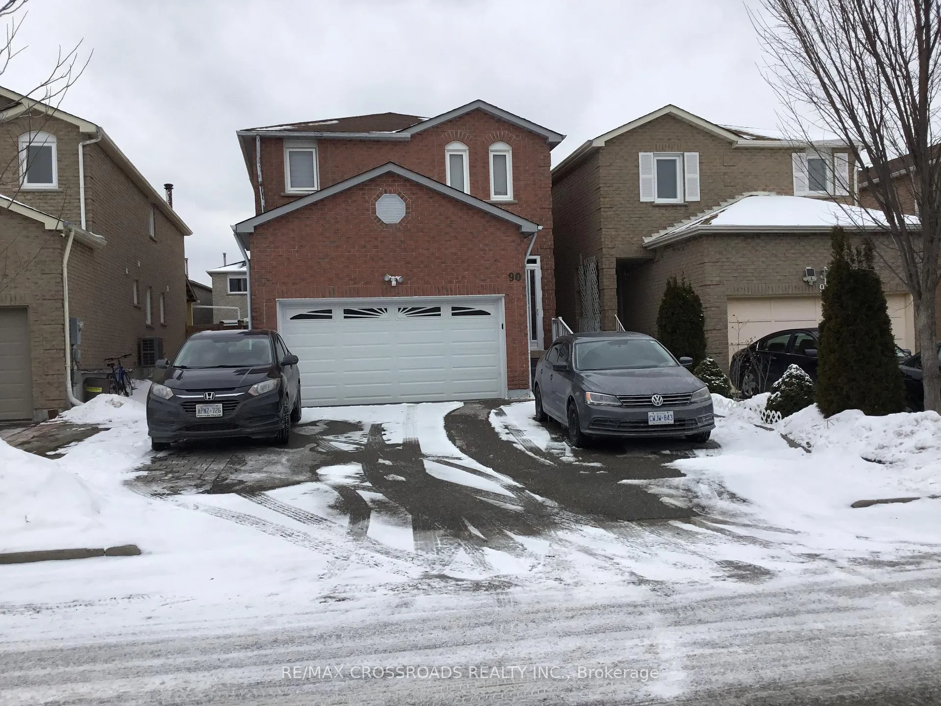 Photo 1 of 90 Ketchum Crescent, Markham, Middlefield — HOMEH