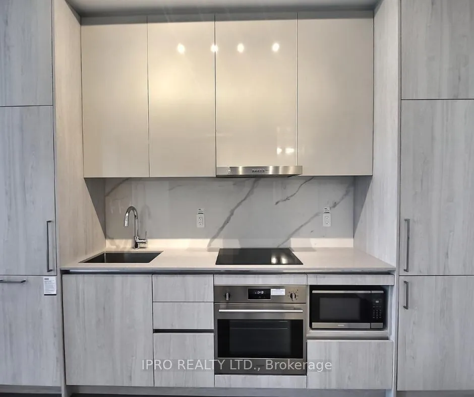 Photo 6 of Unit 1610, 225 Commerce Street, Vaughan, Vaughan Corporate Centre — HOMEH