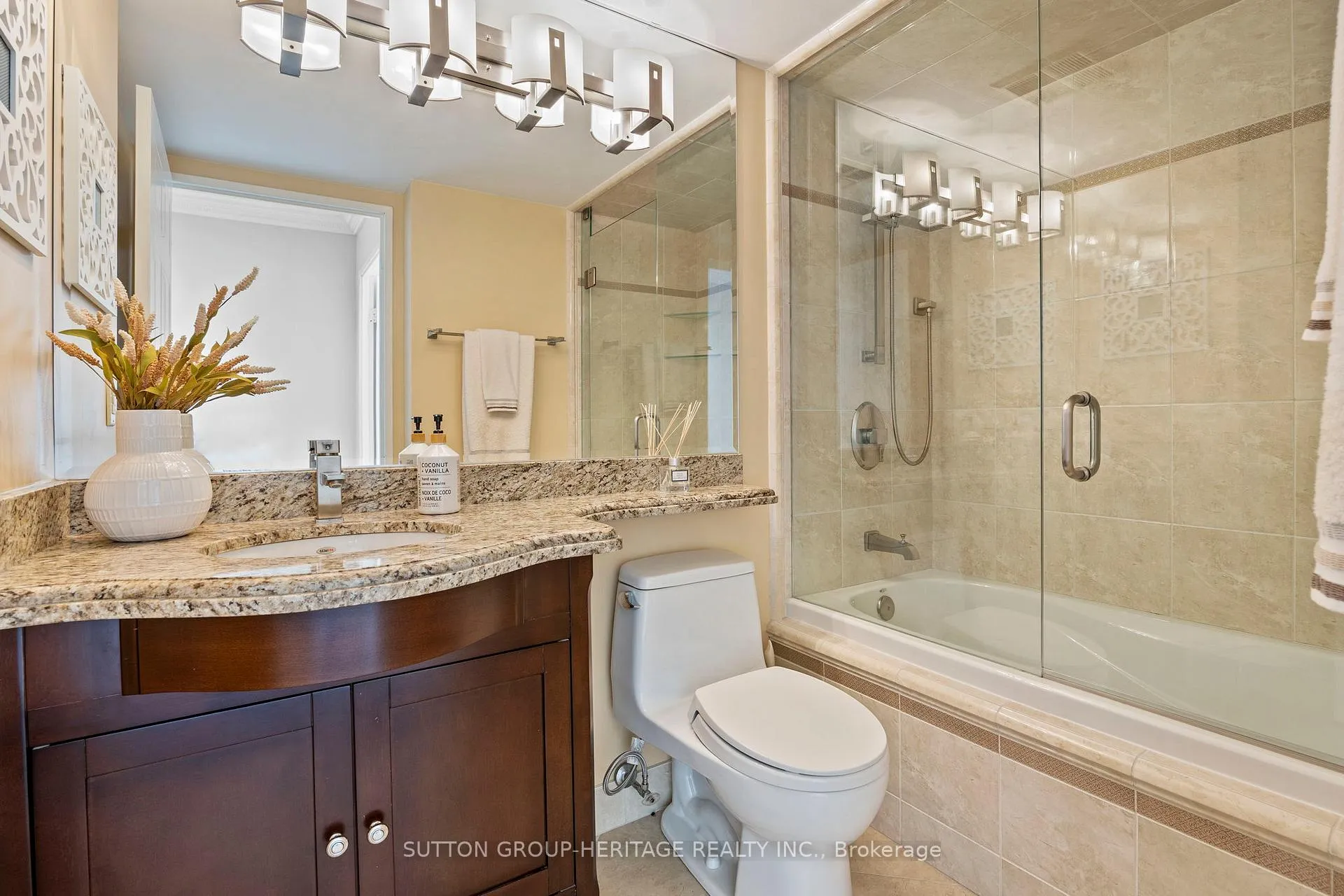 Photo 18 of Unit 1221, 1880 Valley Farm Road, Pickering, Town Centre — HOMEH