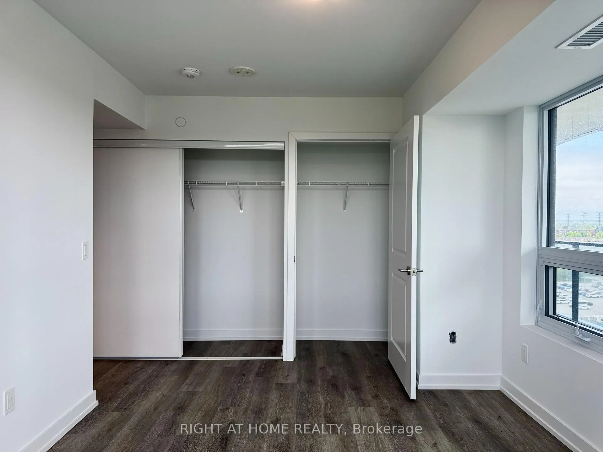 Photo 8 of Unit 1104, 1435 Celebration Drive, Pickering, Bay Ridges — HOMEH