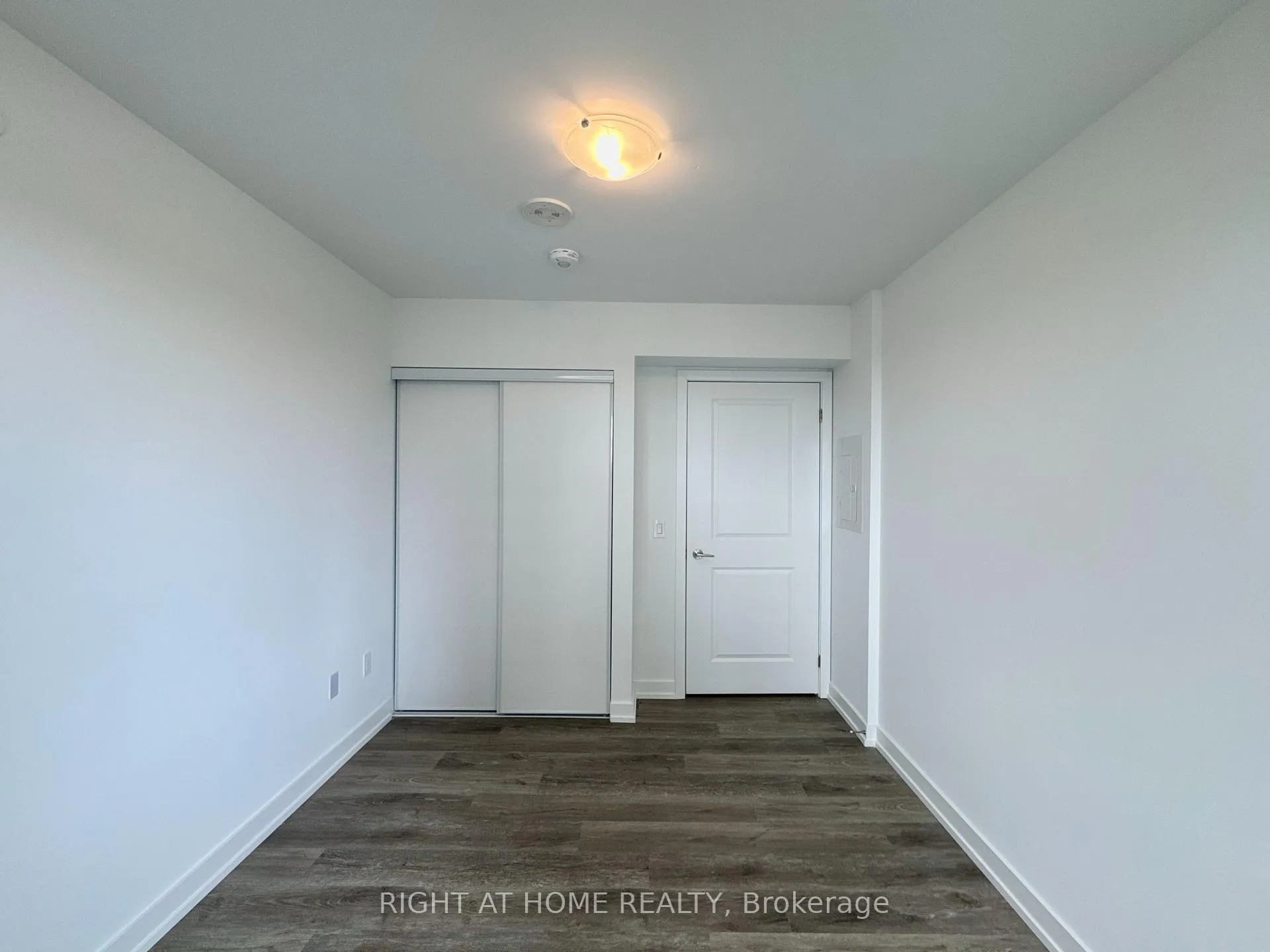 Photo 12 of Unit 1104, 1435 Celebration Drive, Pickering, Bay Ridges — HOMEH