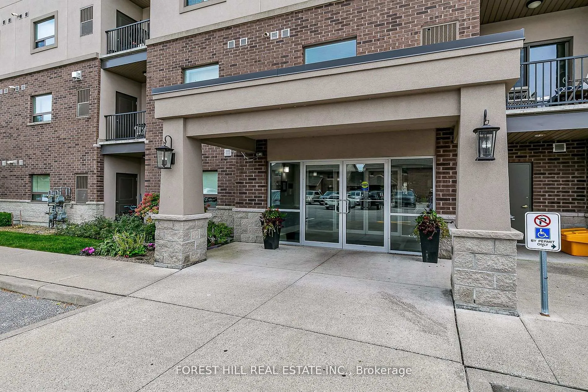 Photo 3 of Unit 307, 8475 Wyandotte Street E, Windsor, Riverside - Windsor — HOMEH