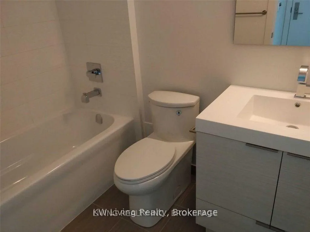 Photo 10 of Unit 2910, 318 Richmond Street, Toronto, Waterfront Communities — HOMEH