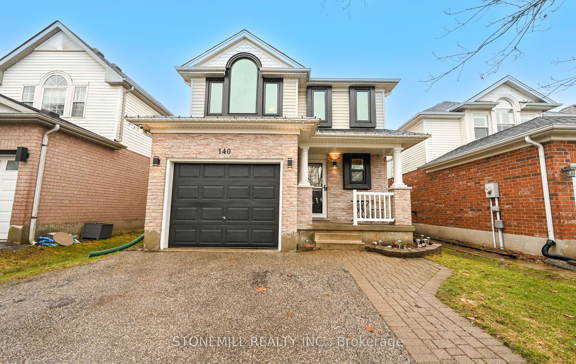 Photo 2 of 140 Mcmeeken Drive, Cambridge, Hespeler Village — HOMEH