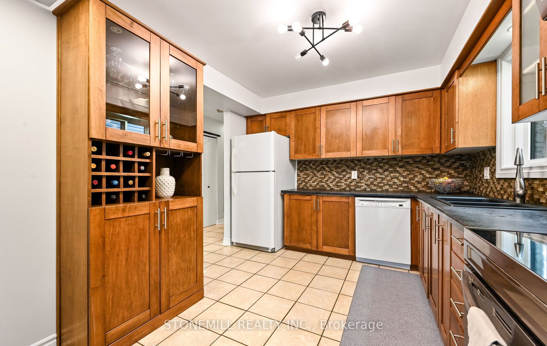 Photo 14 of 140 Mcmeeken Drive, Cambridge, Hespeler Village — HOMEH