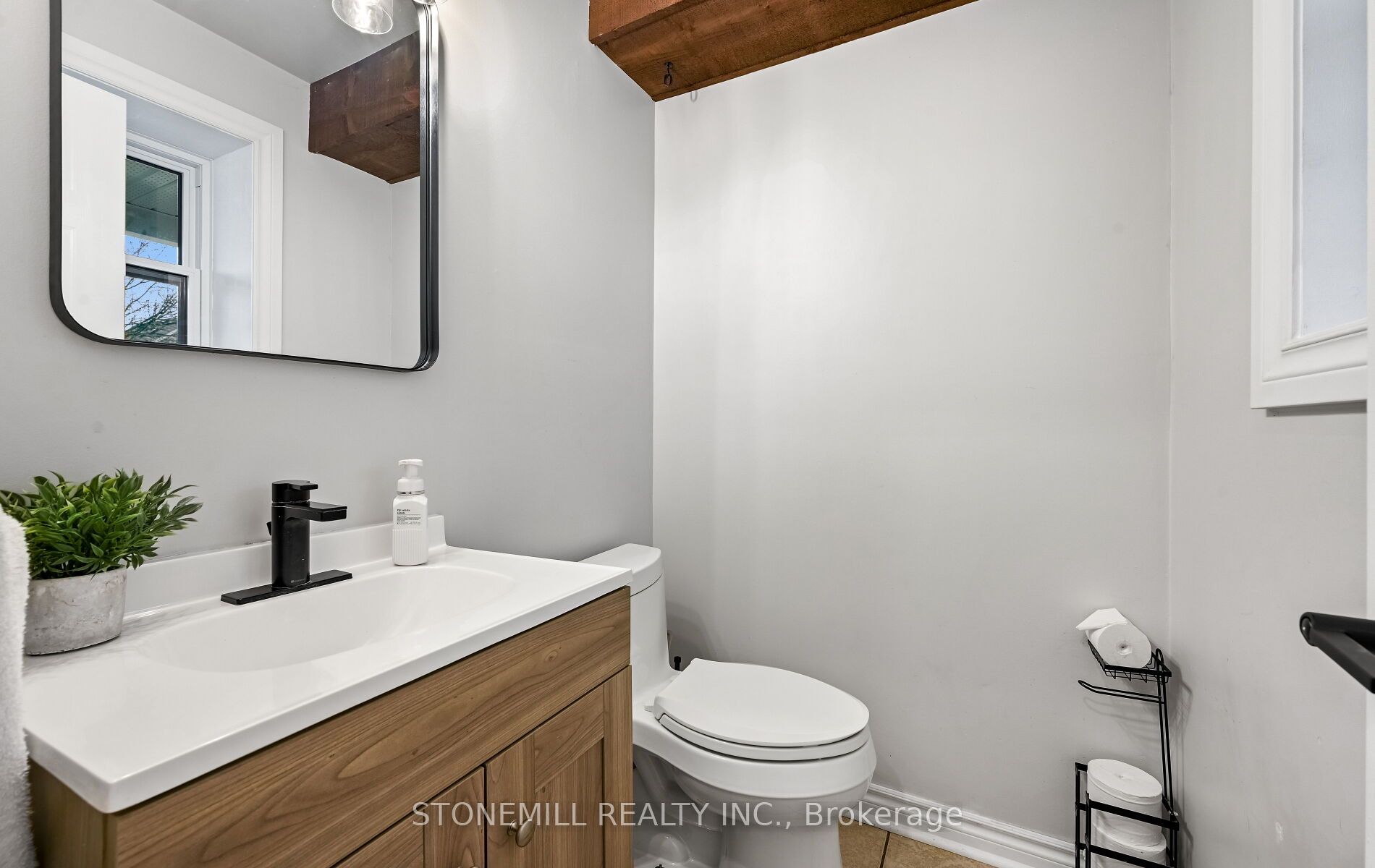 Photo 18 of 140 Mcmeeken Drive, Cambridge, Hespeler Village — HOMEH