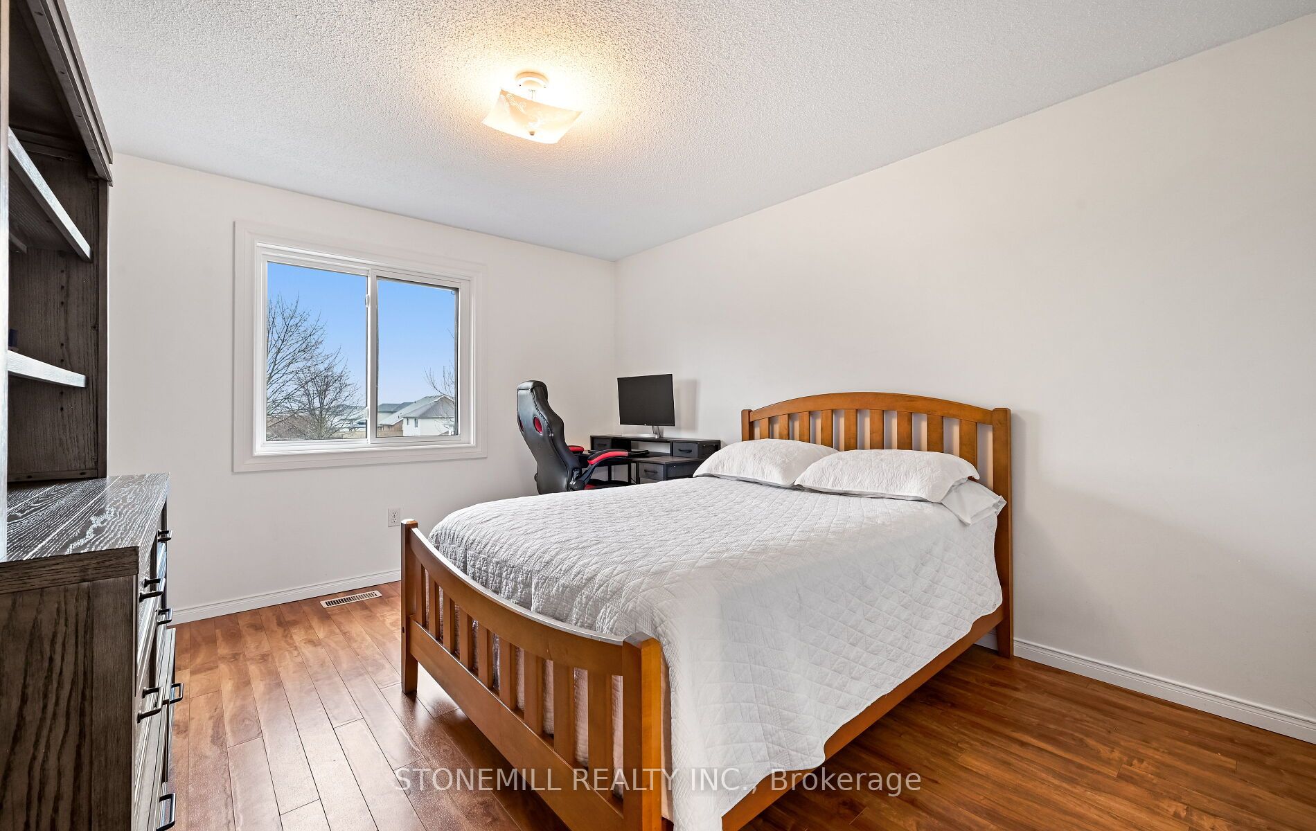 Photo 27 of 140 Mcmeeken Drive, Cambridge, Hespeler Village — HOMEH