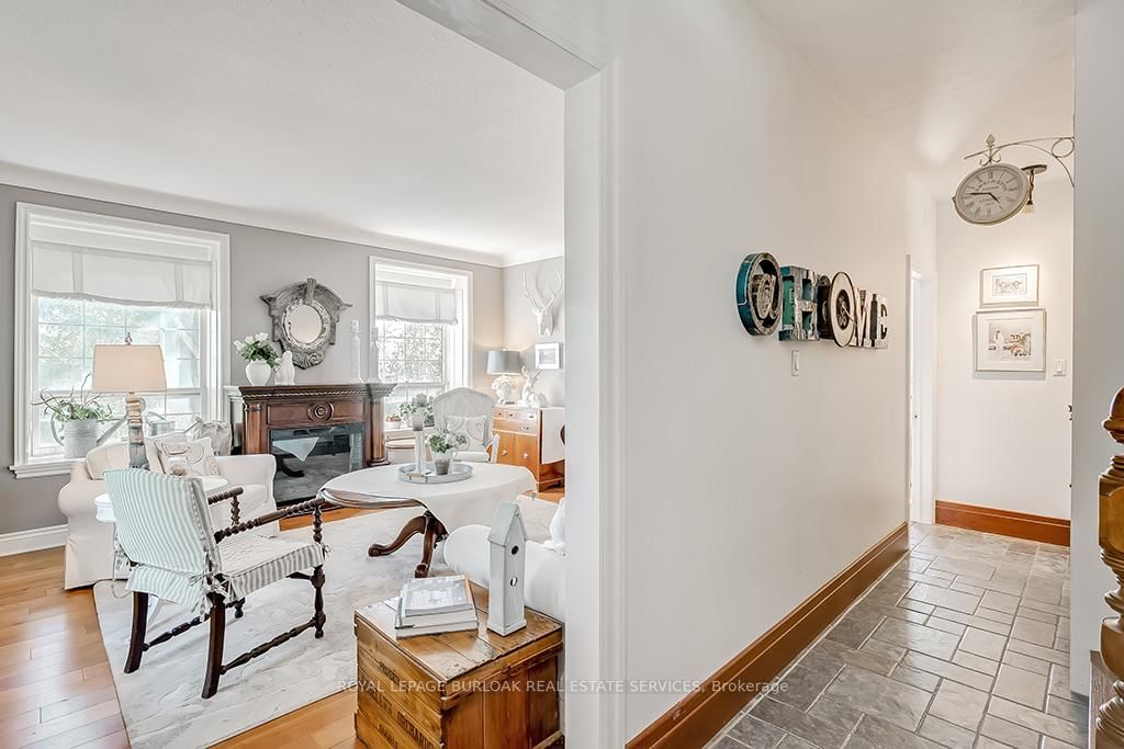 Photo 6 of 548 Campbellville Rd, Hamilton, Rural Flamborough — HOMEH