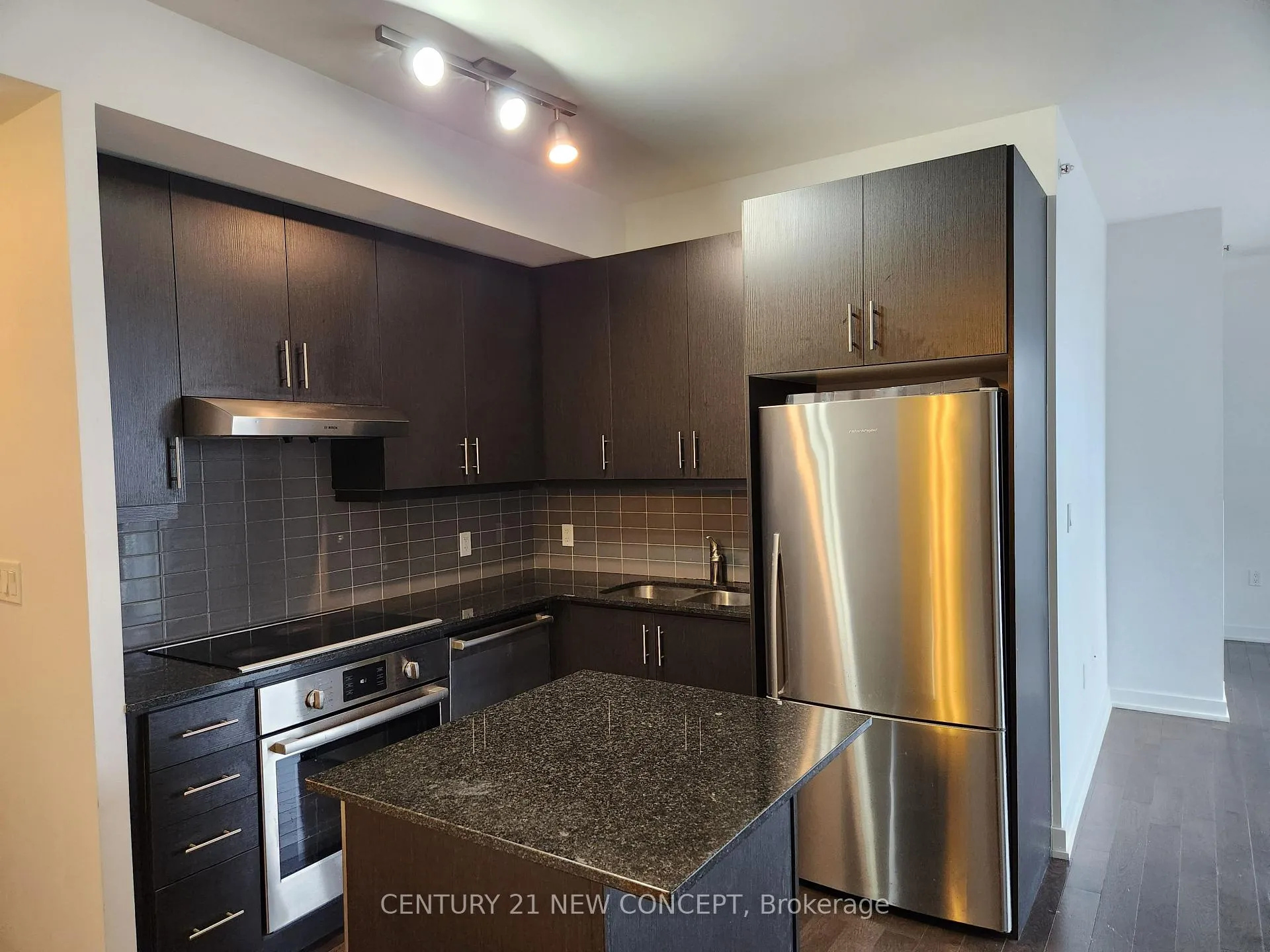 Photo 7 of Unit 1908, 1 The Esplanade, Toronto, Waterfront Communities — HOMEH
