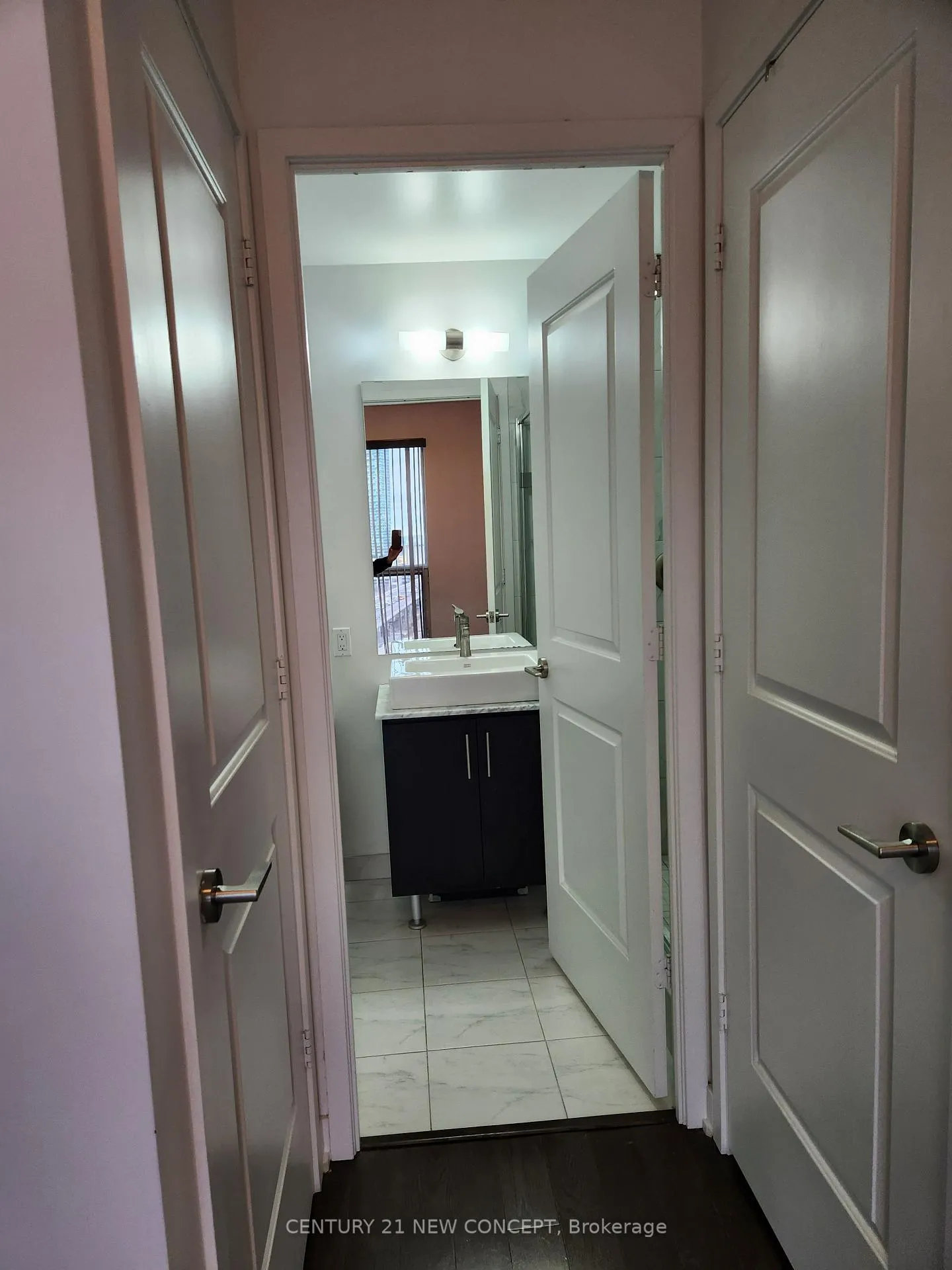 Photo 13 of Unit 1908, 1 The Esplanade, Toronto, Waterfront Communities — HOMEH