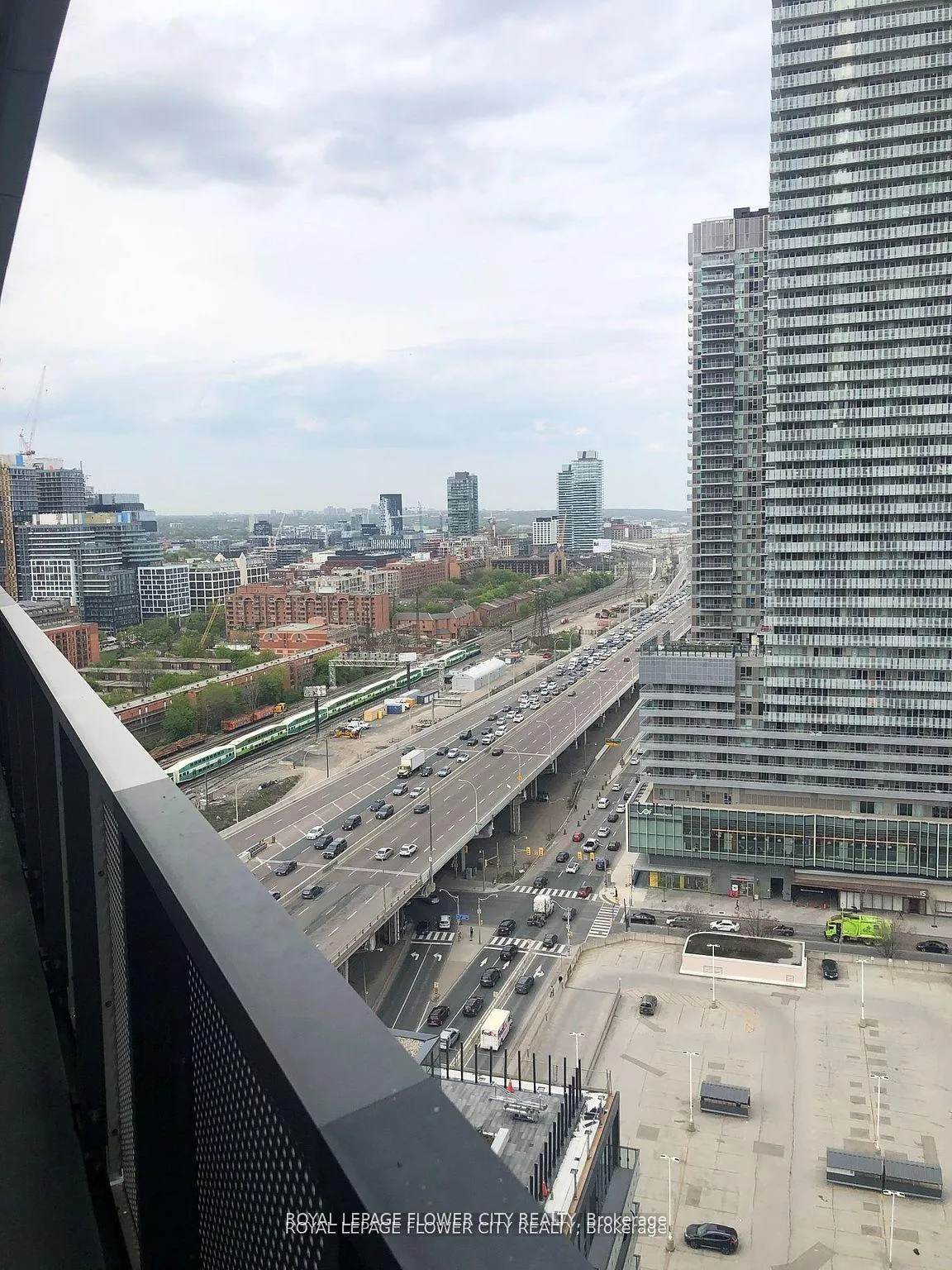 Photo 11 of Unit 2308, 55 Cooper Street, Toronto, Waterfront Communities — HOMEH