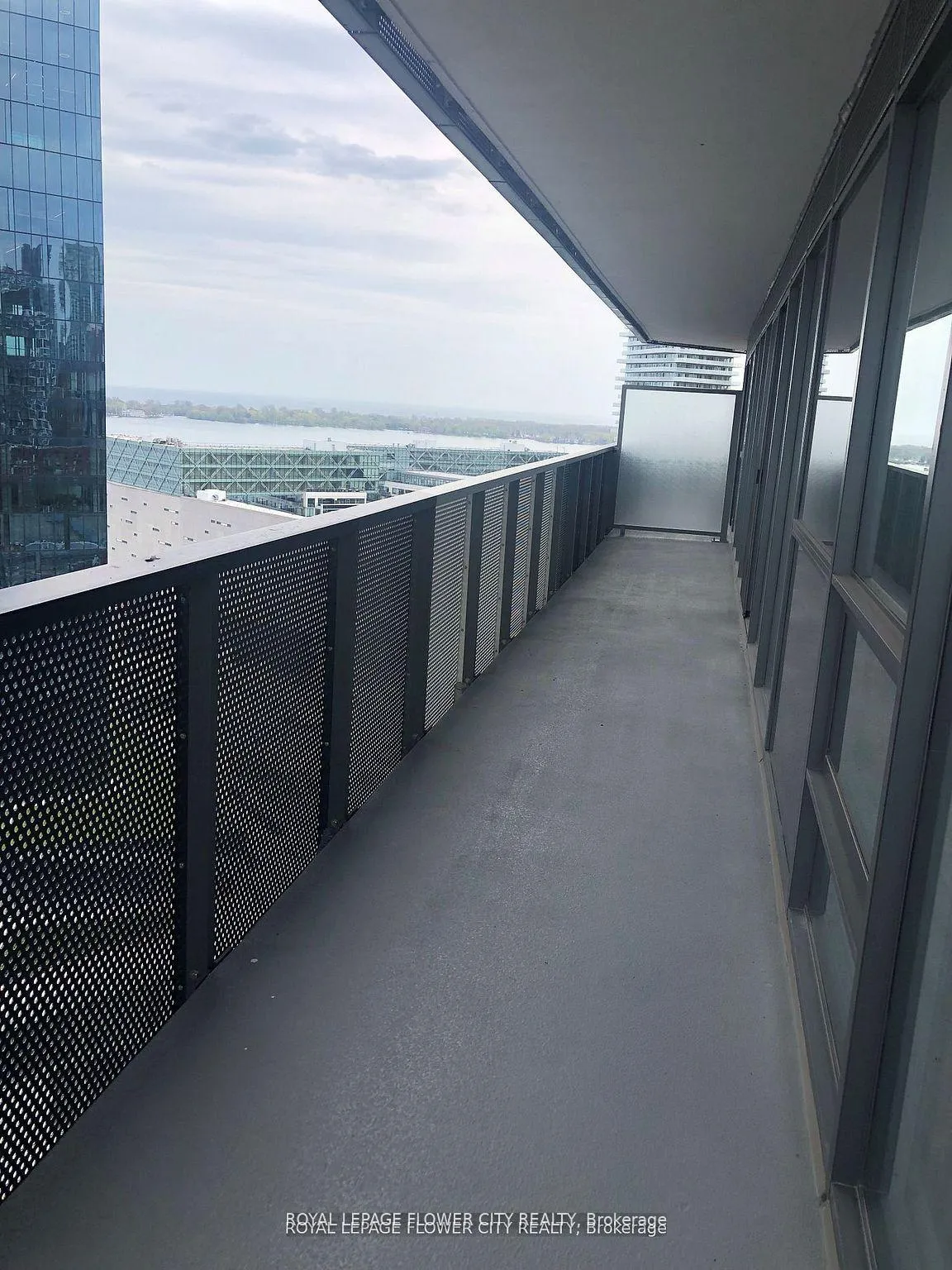 Photo 13 of Unit 2308, 55 Cooper Street, Toronto, Waterfront Communities — HOMEH