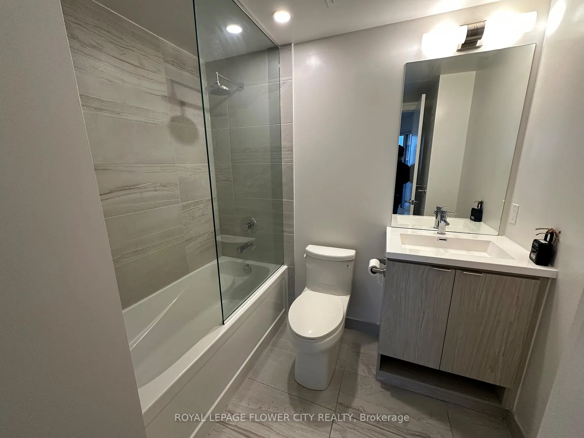 Photo 41 of Unit 2308, 55 Cooper Street, Toronto, Waterfront Communities — HOMEH
