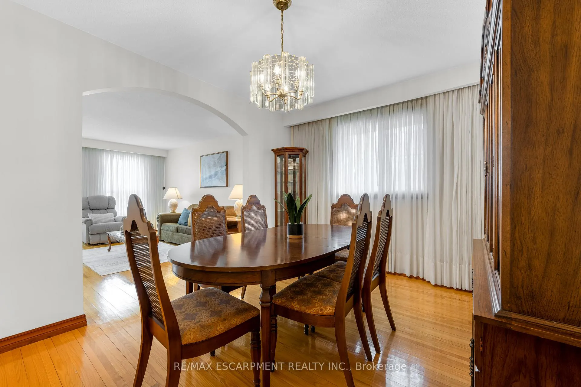 Photo 9 of 11 Forest Hill Crescent, Hamilton, Red Hill — HOMEH