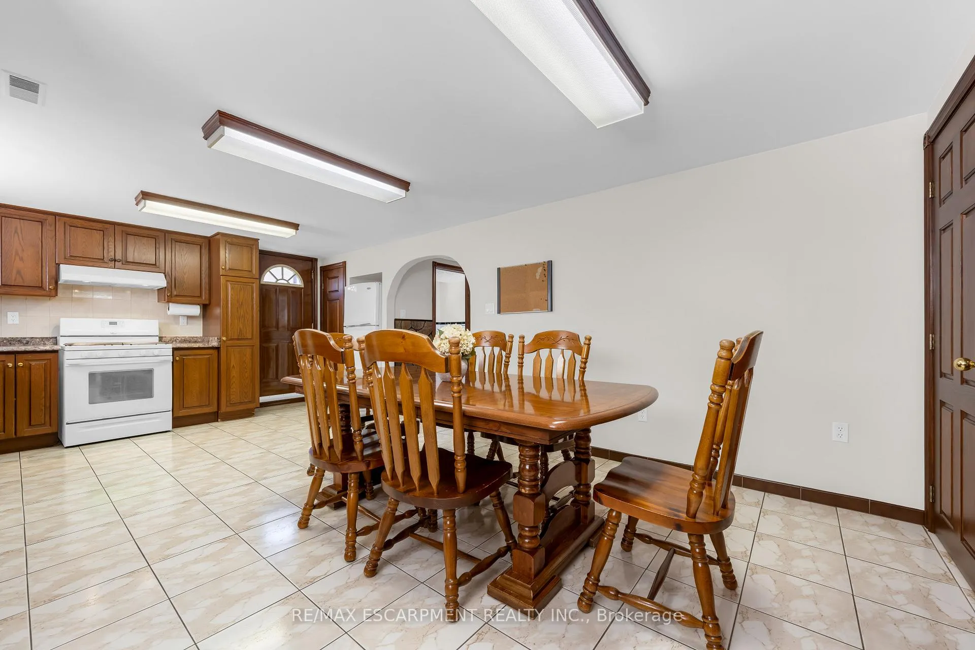 Photo 37 of 11 Forest Hill Crescent, Hamilton, Red Hill — HOMEH