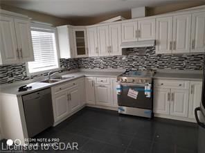 Photo 3 of 4 Ambrous Crescent, Guelph, Kortright Hills — HOMEH