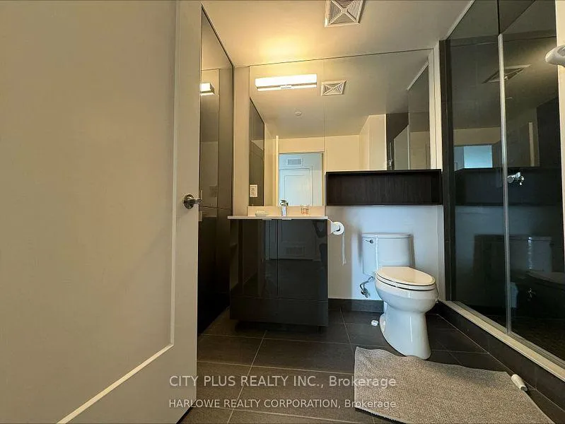 Photo 14 of Unit PH3008, 70 Princess Street, Toronto, Waterfront Communities — HOMEH