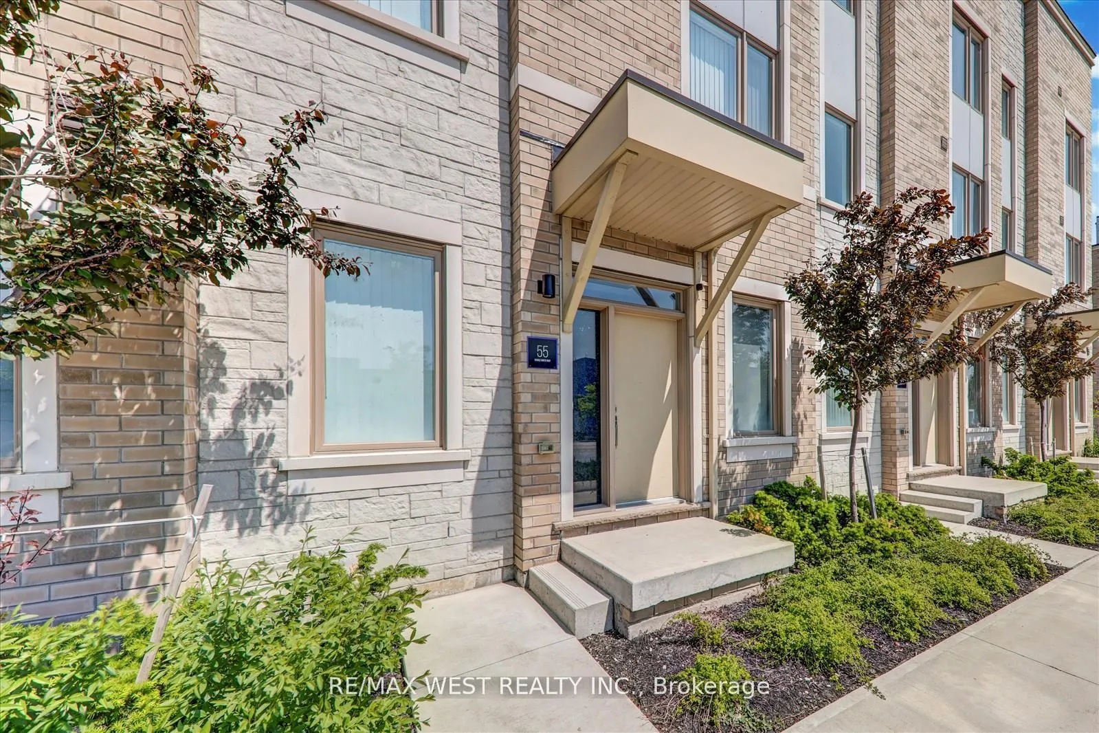 Photo 4 of 55 Mable Smith Way, Vaughan, Vaughan Corporate Centre — HOMEH
