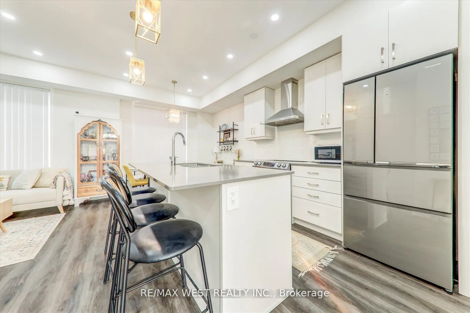 Photo 6 of 55 Mable Smith Way, Vaughan, Vaughan Corporate Centre — HOMEH