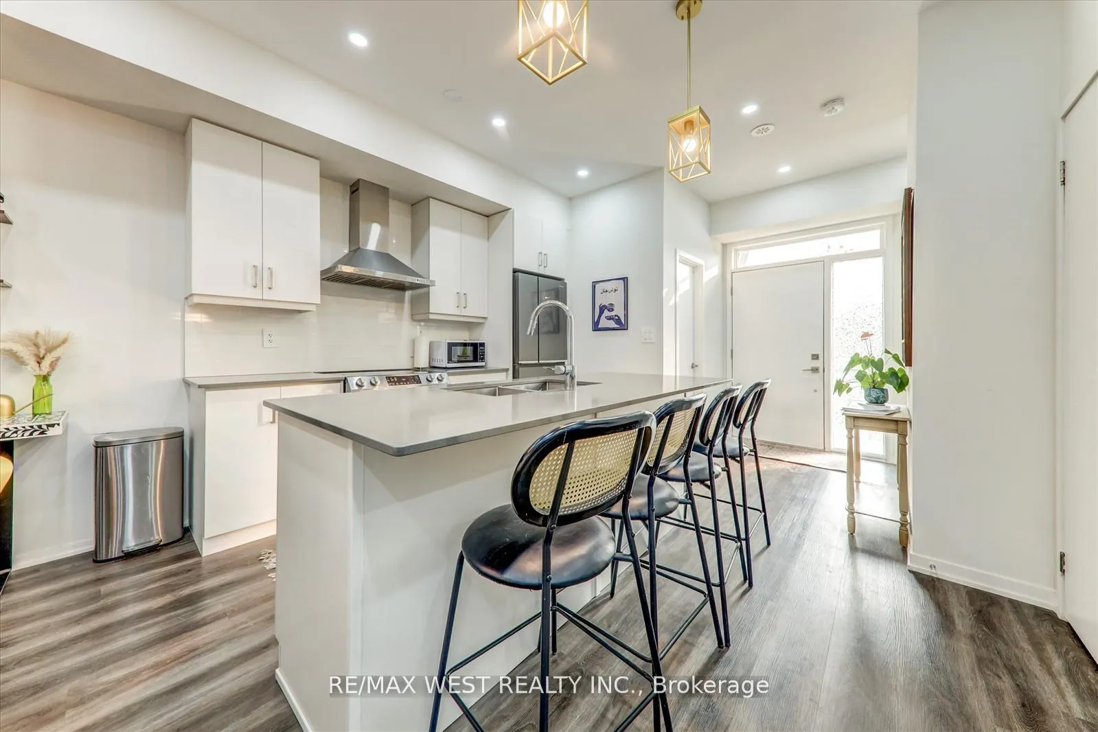Photo 8 of 55 Mable Smith Way, Vaughan, Vaughan Corporate Centre — HOMEH
